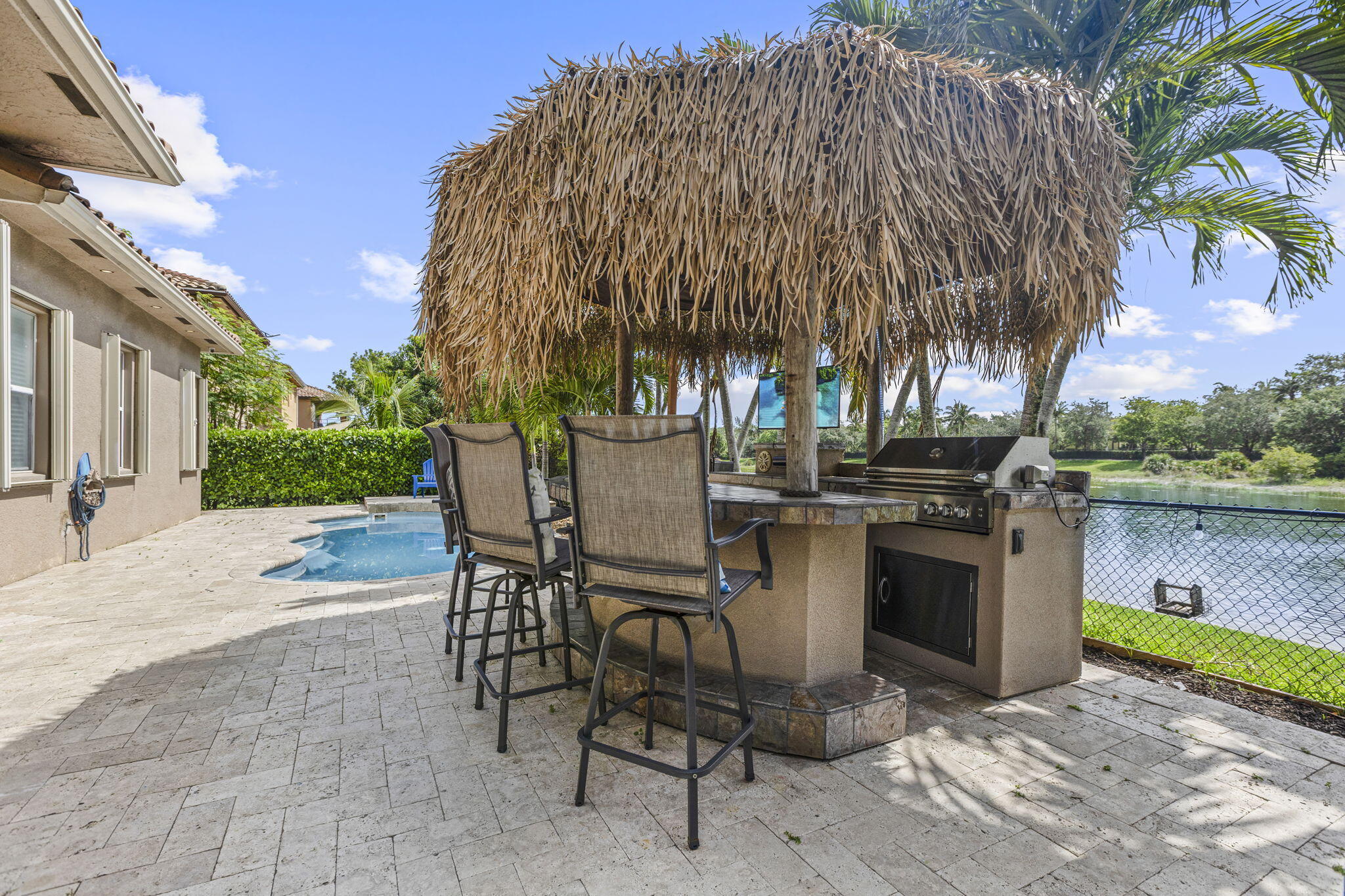 455 Cresta Circle