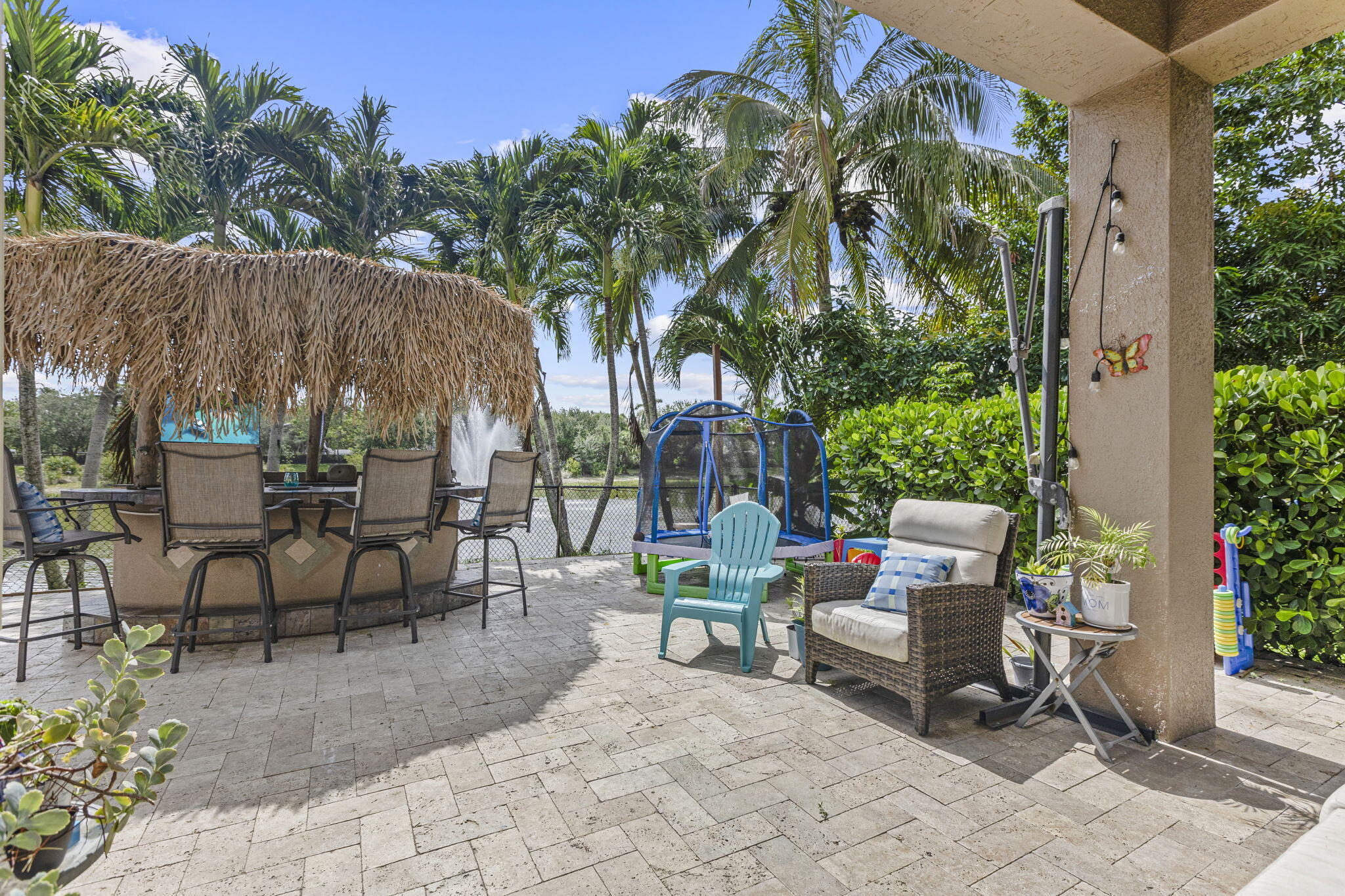 455 Cresta Circle