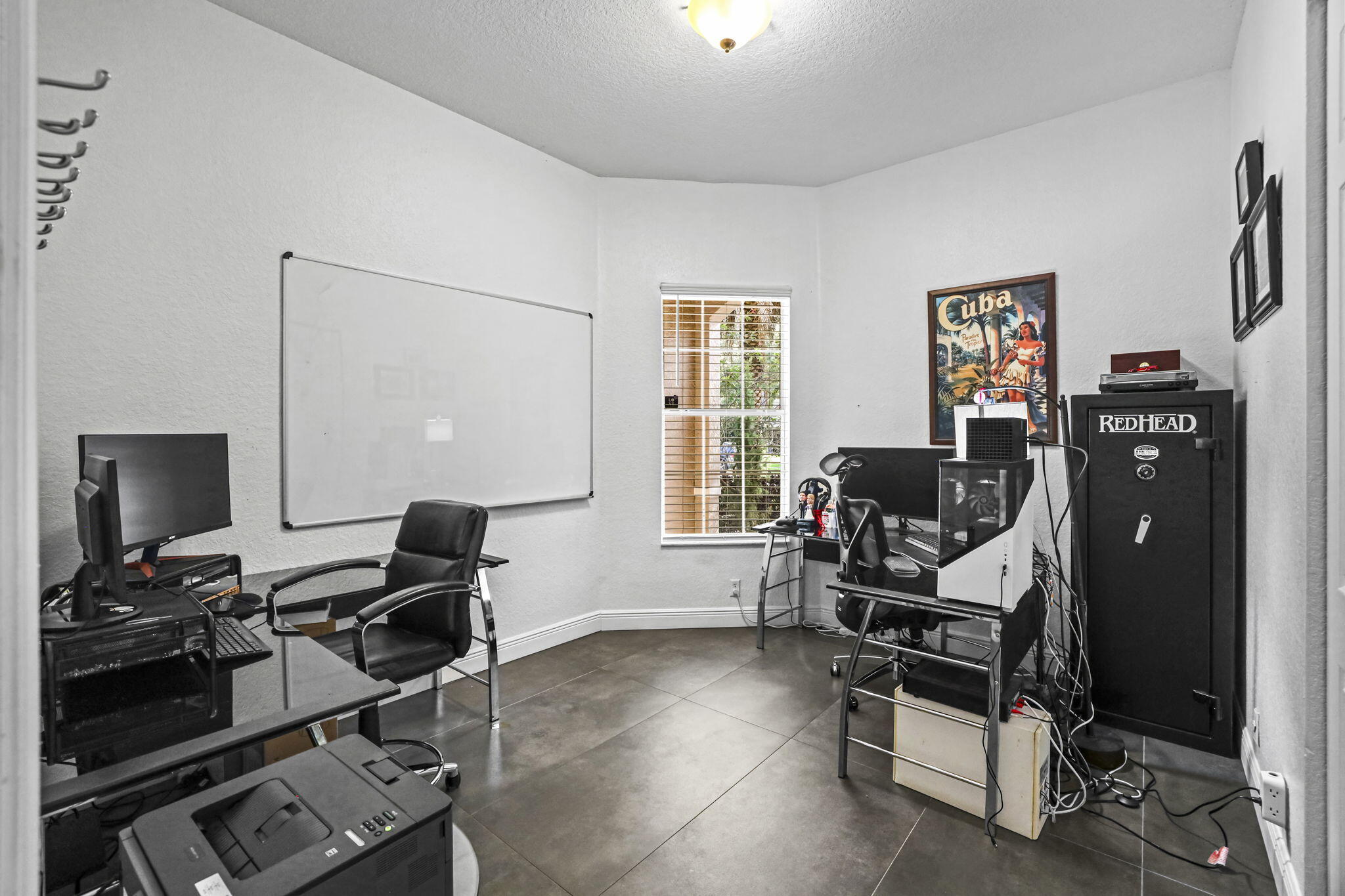 455 Cresta Circle