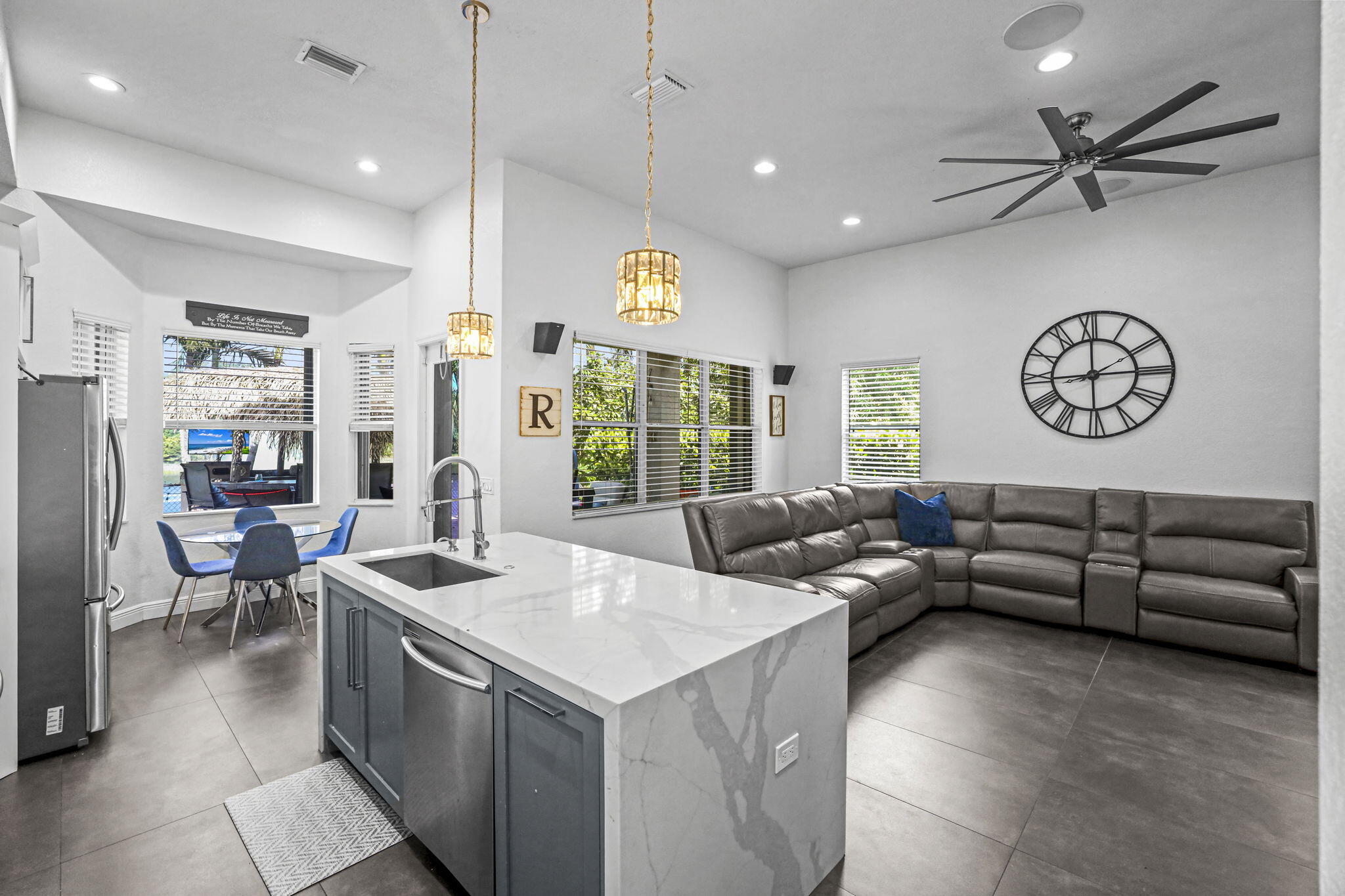 455 Cresta Circle