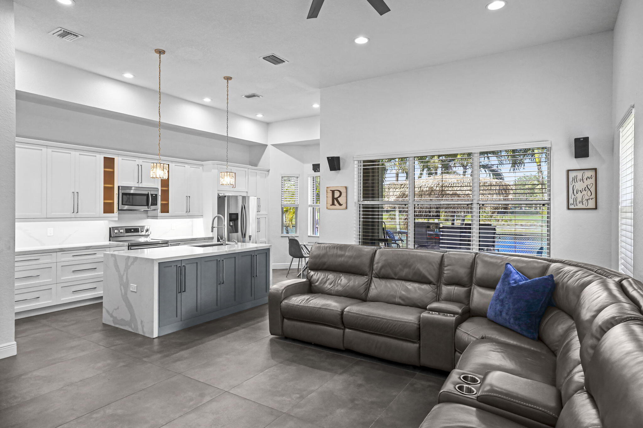 455 Cresta Circle
