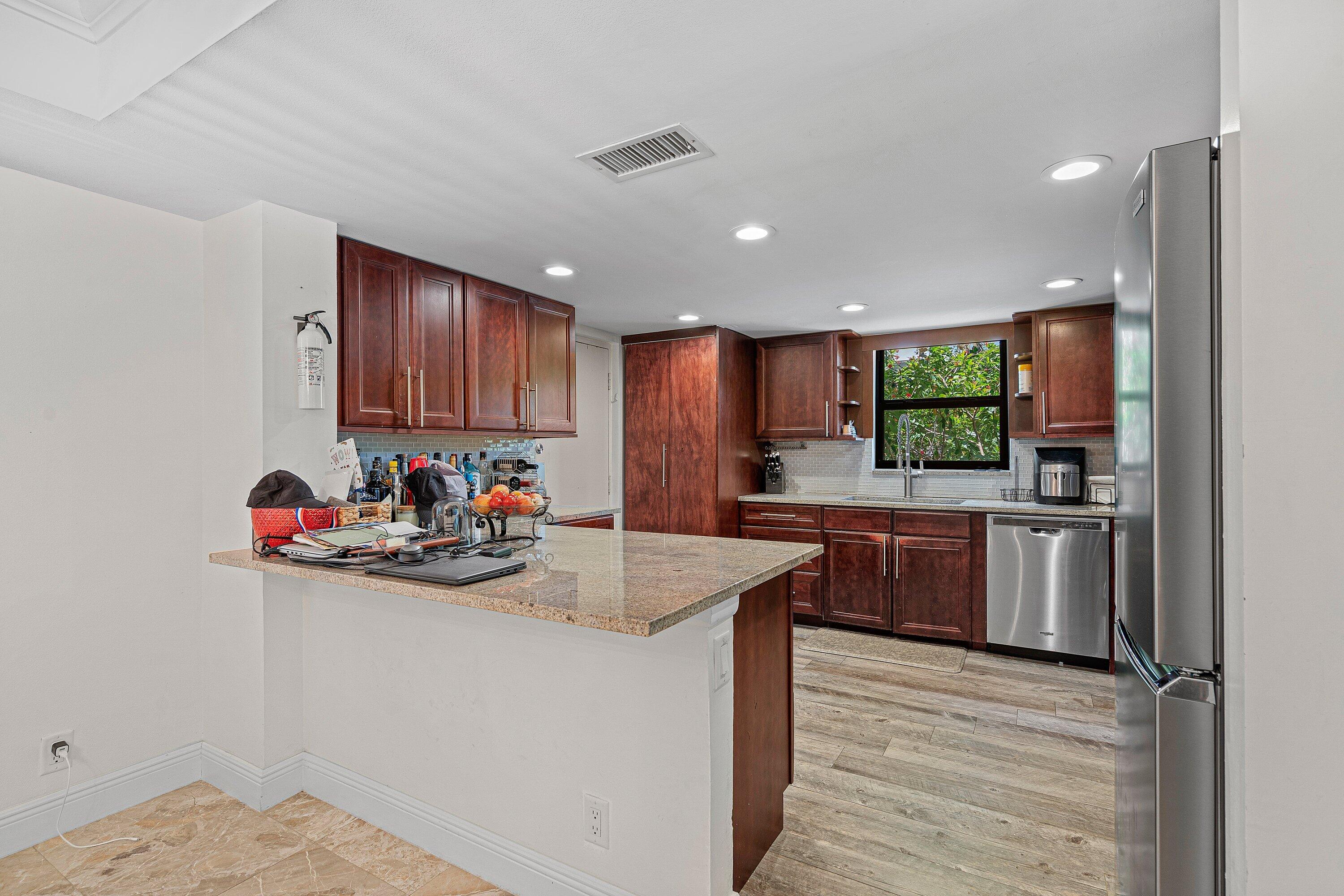277 N OCEAN Boulevard 1040