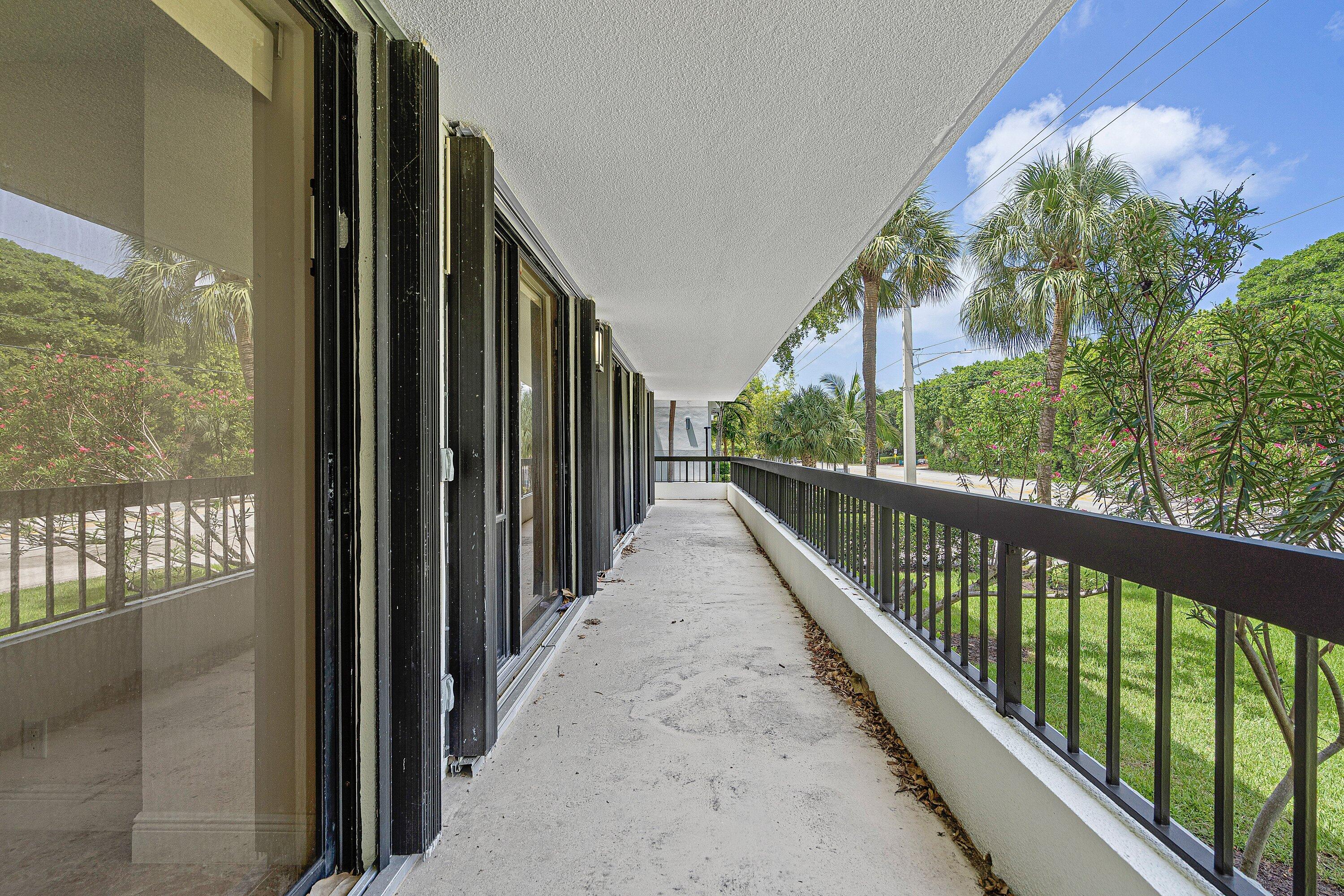 277 N OCEAN Boulevard 1040