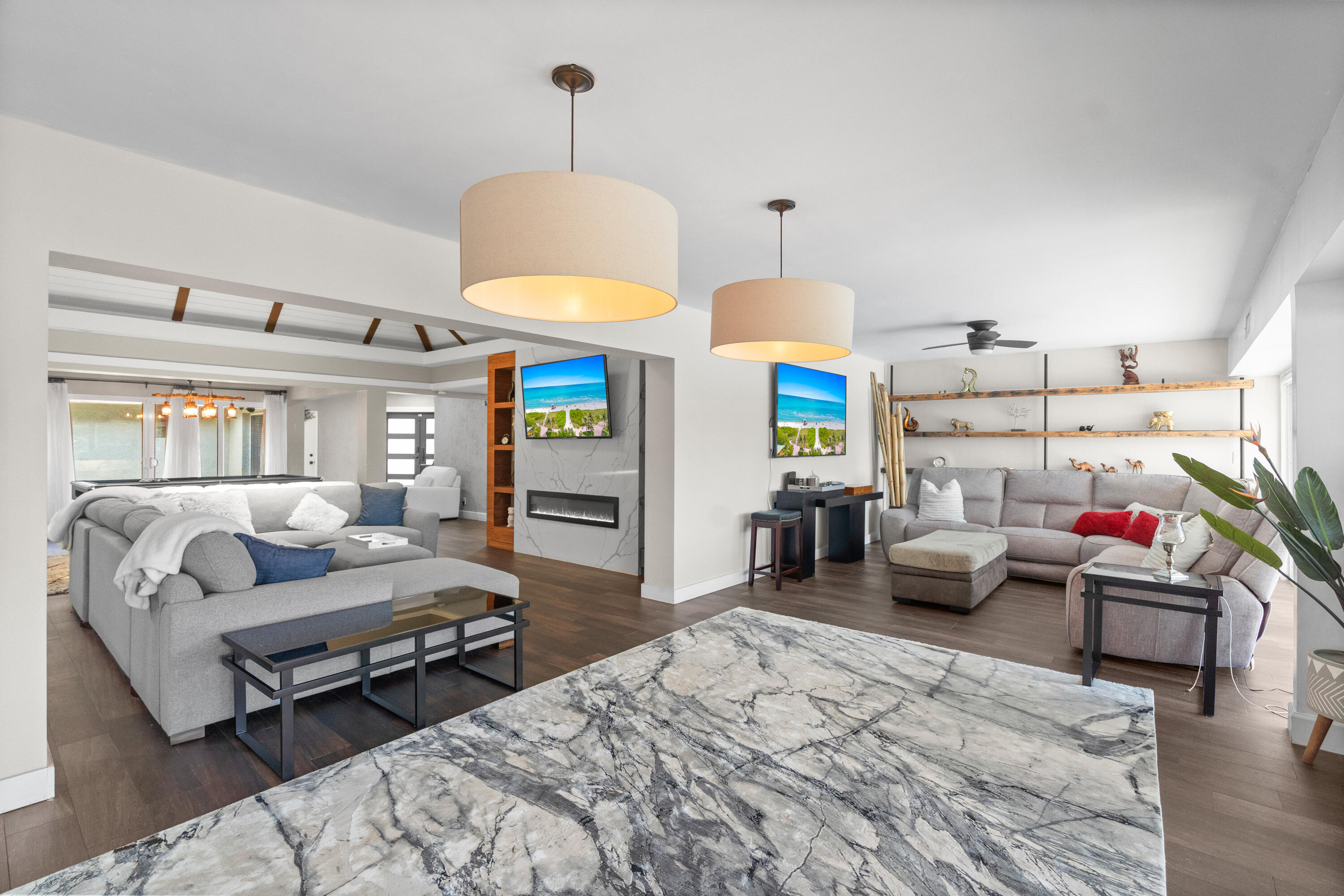 6106 ROYAL POINCIANA Lane