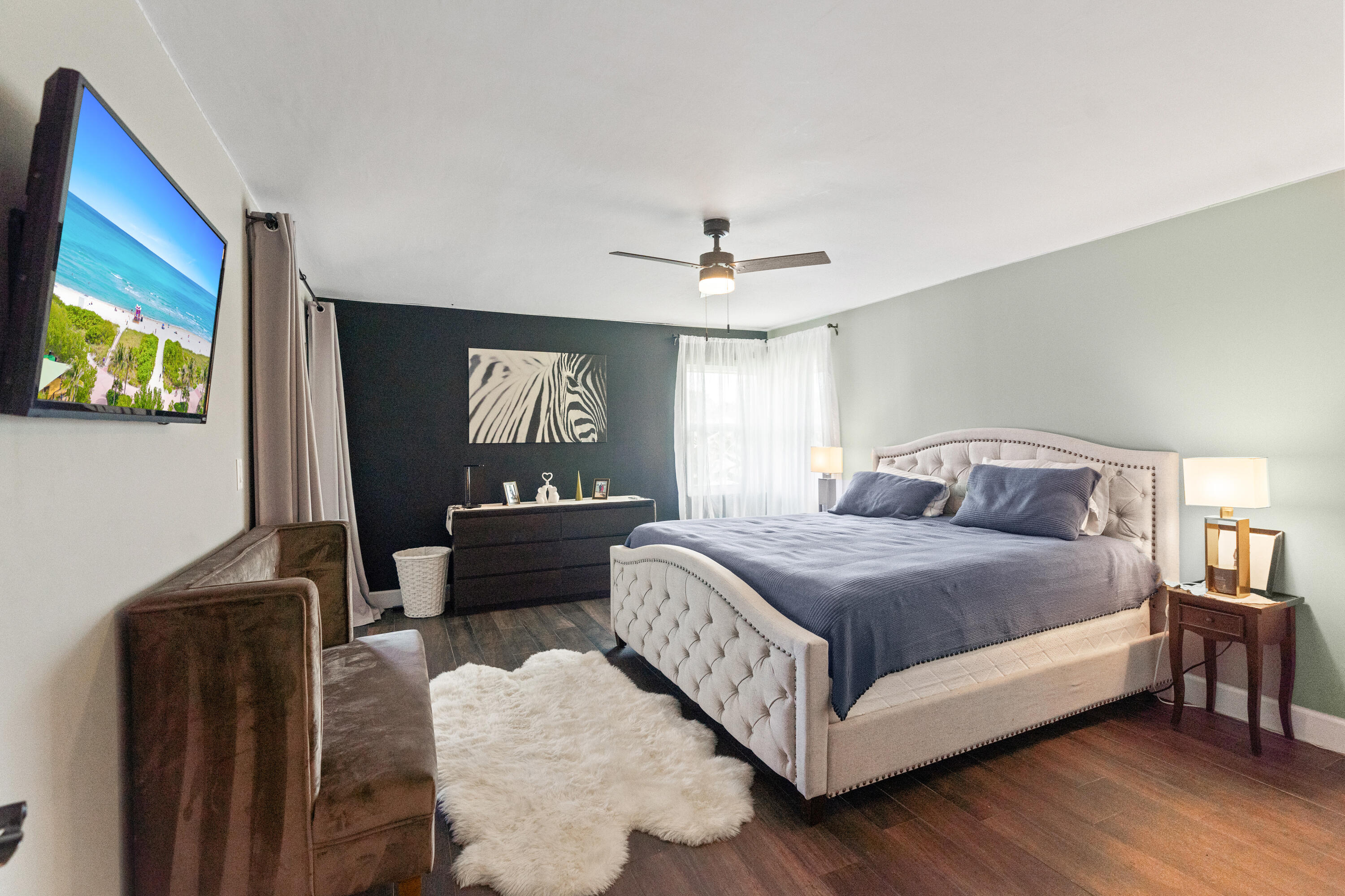 6106 ROYAL POINCIANA Lane