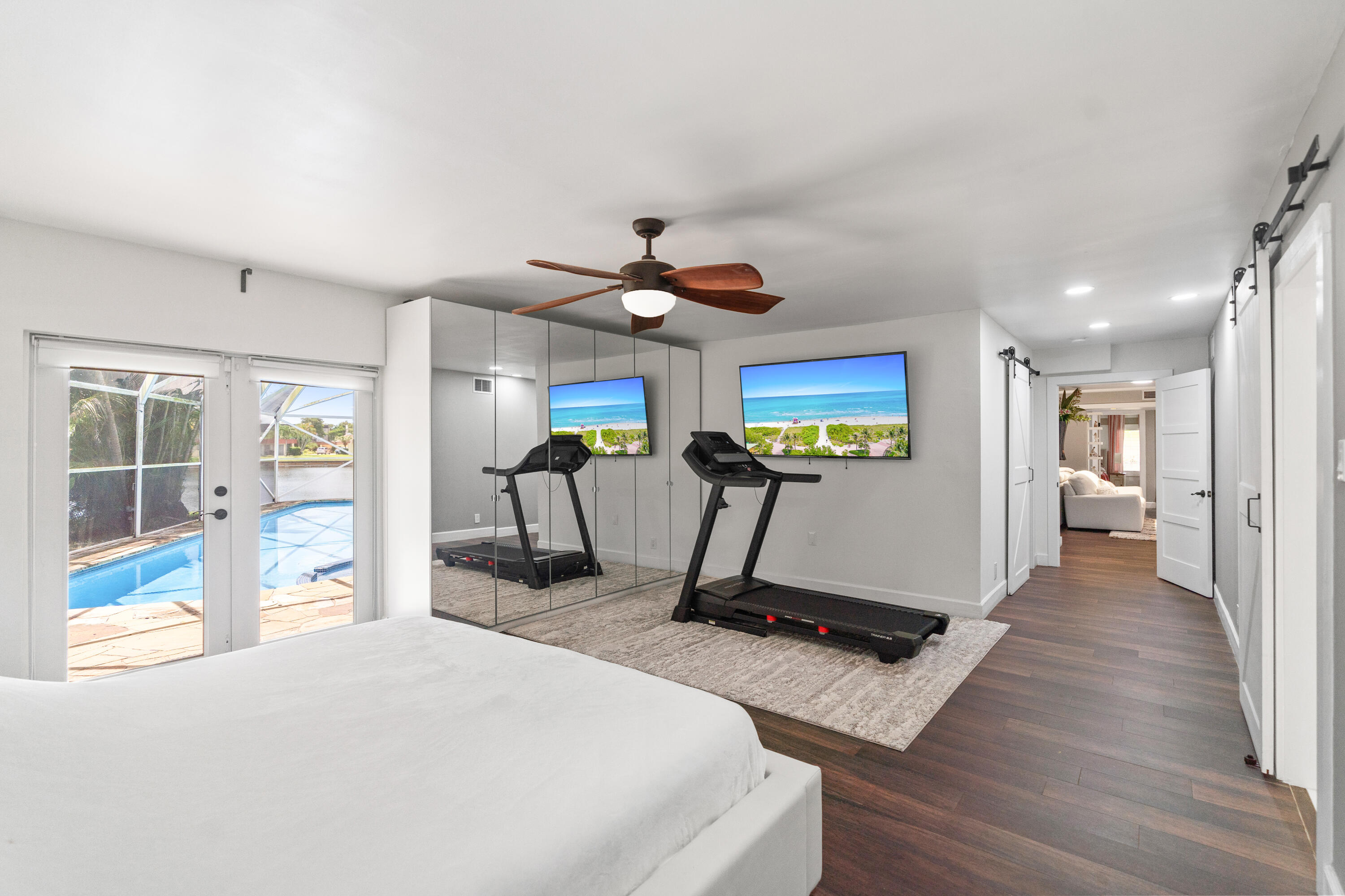 6106 ROYAL POINCIANA Lane