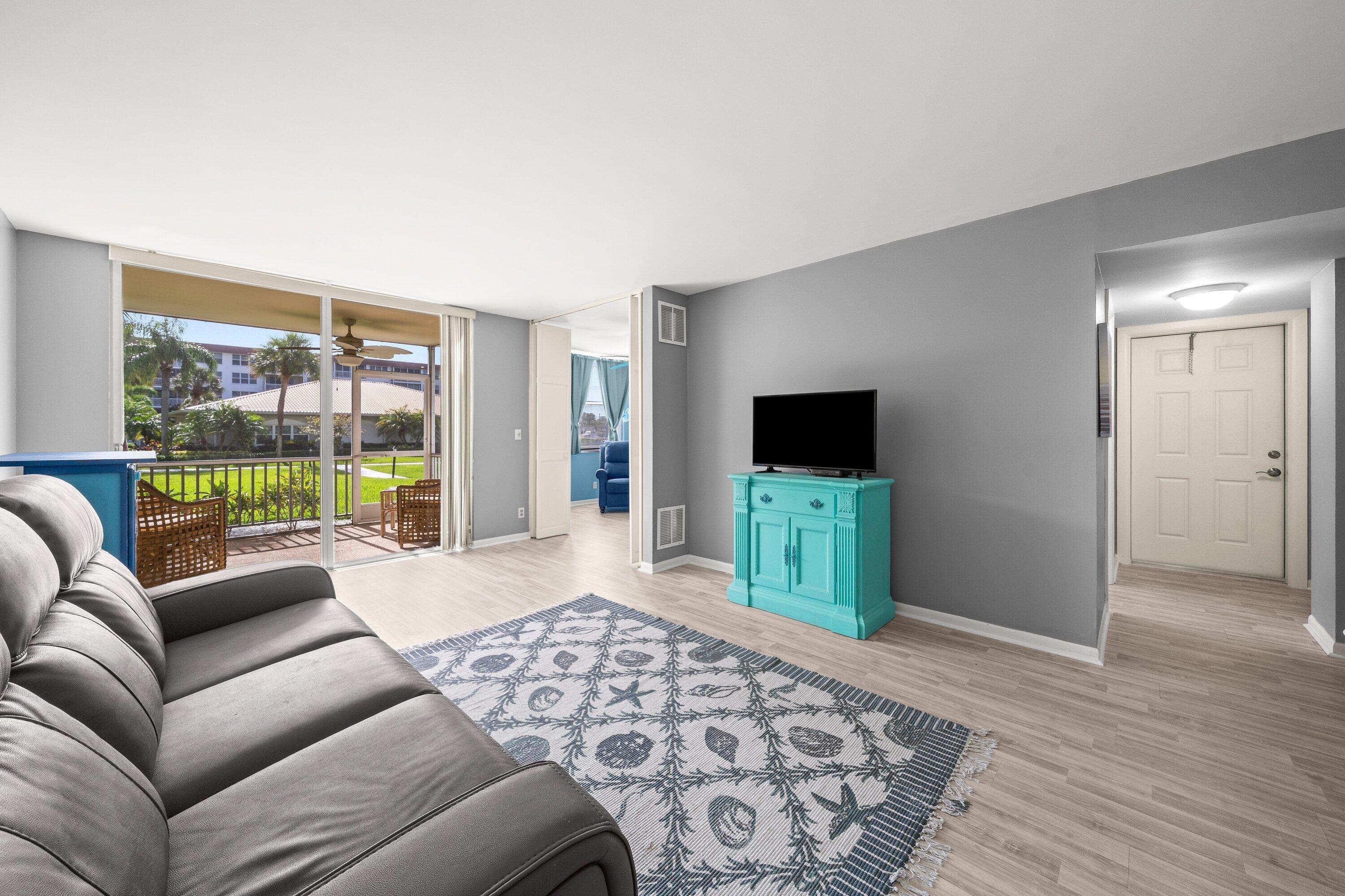 2525 Florida Boulevard 130