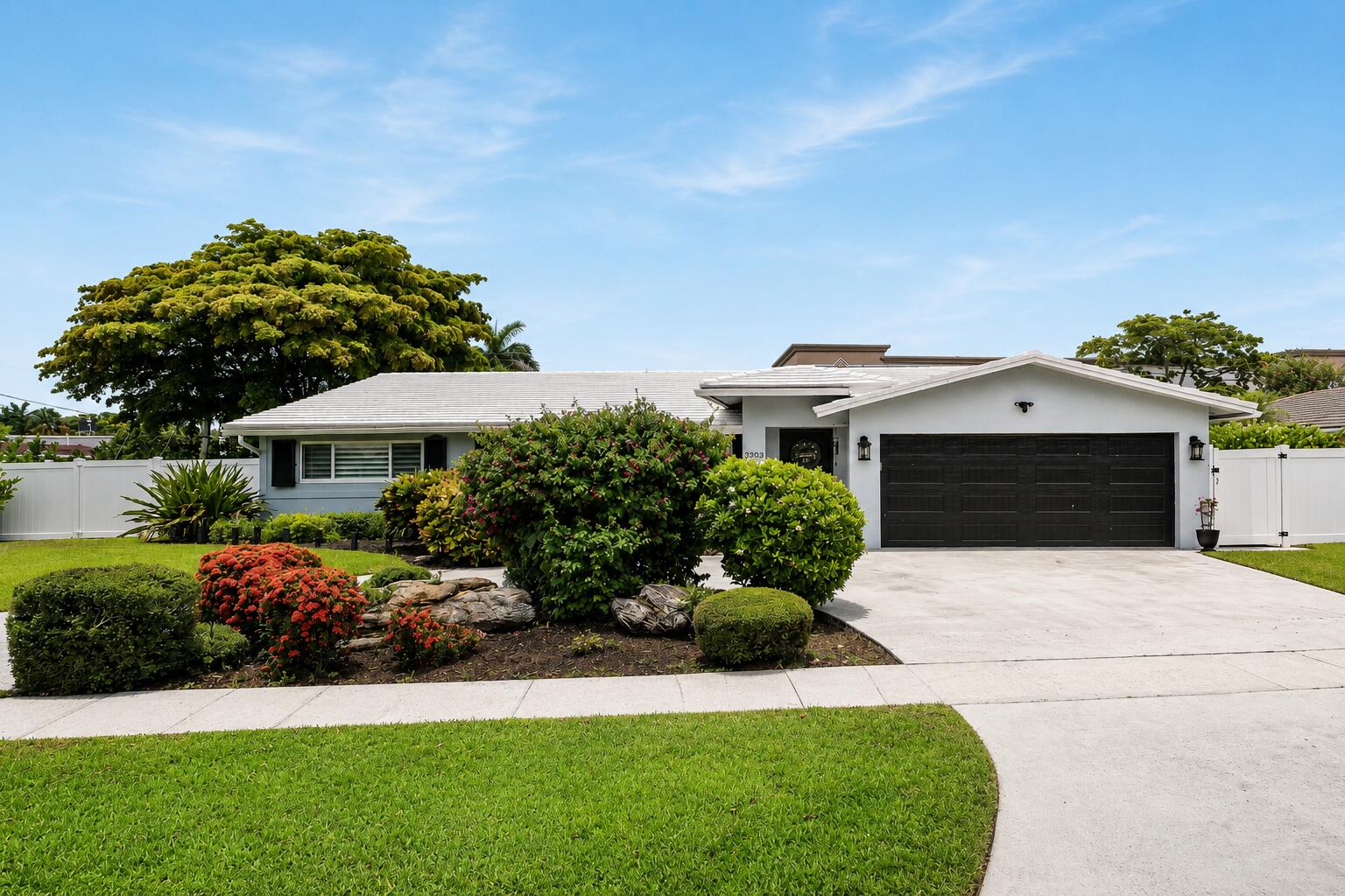 3203 NE 6th