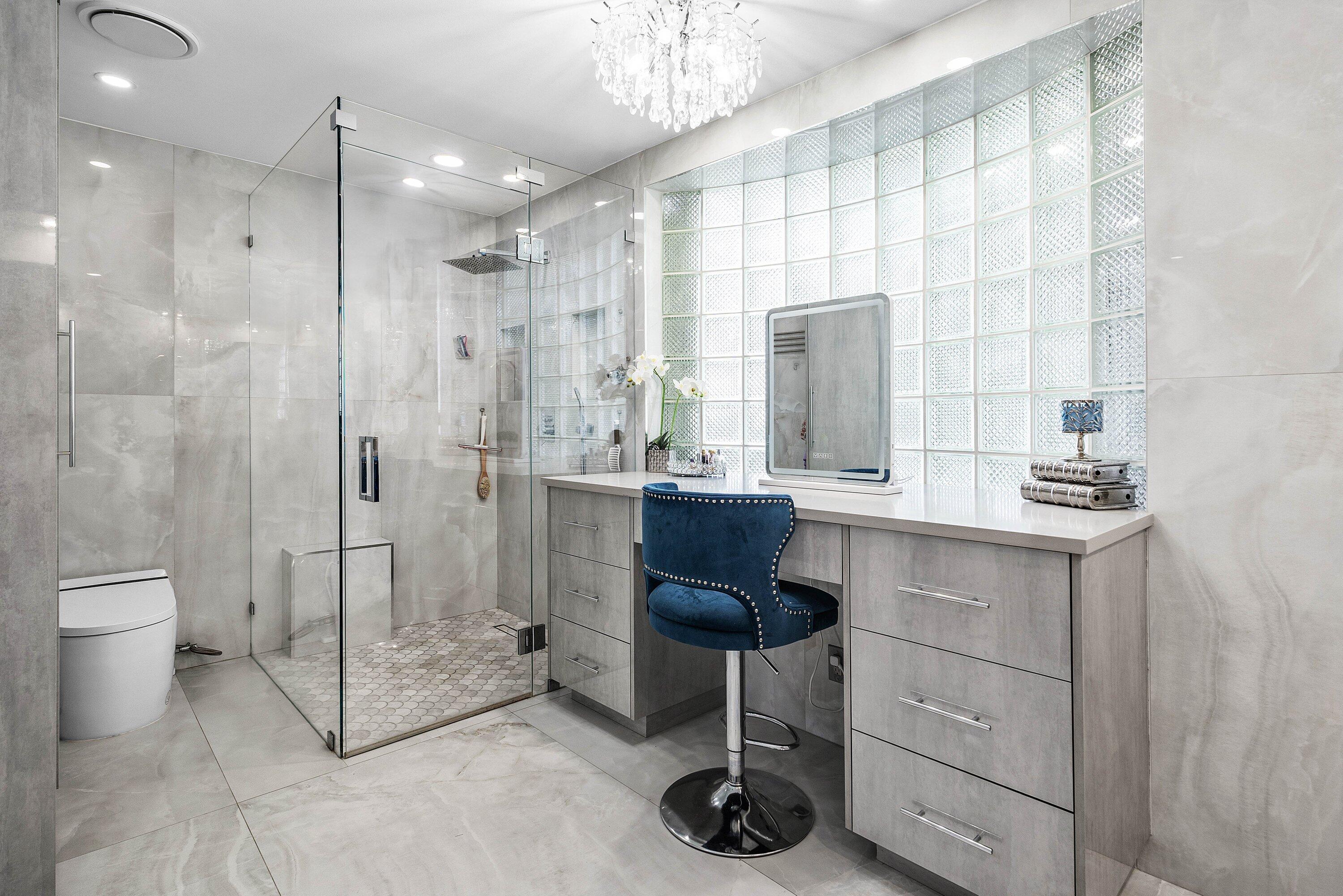 3203 NE 6th
