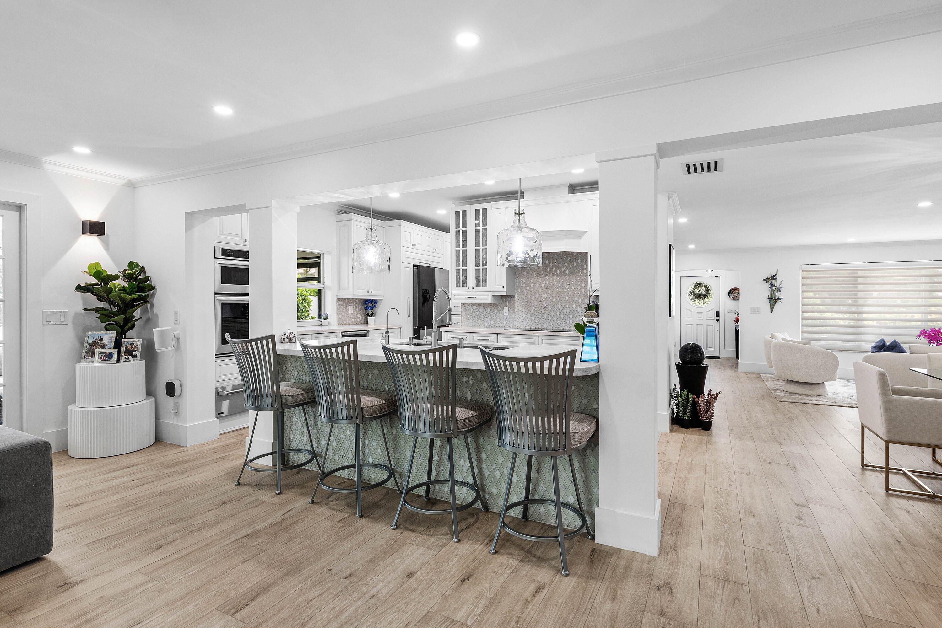 3203 NE 6th