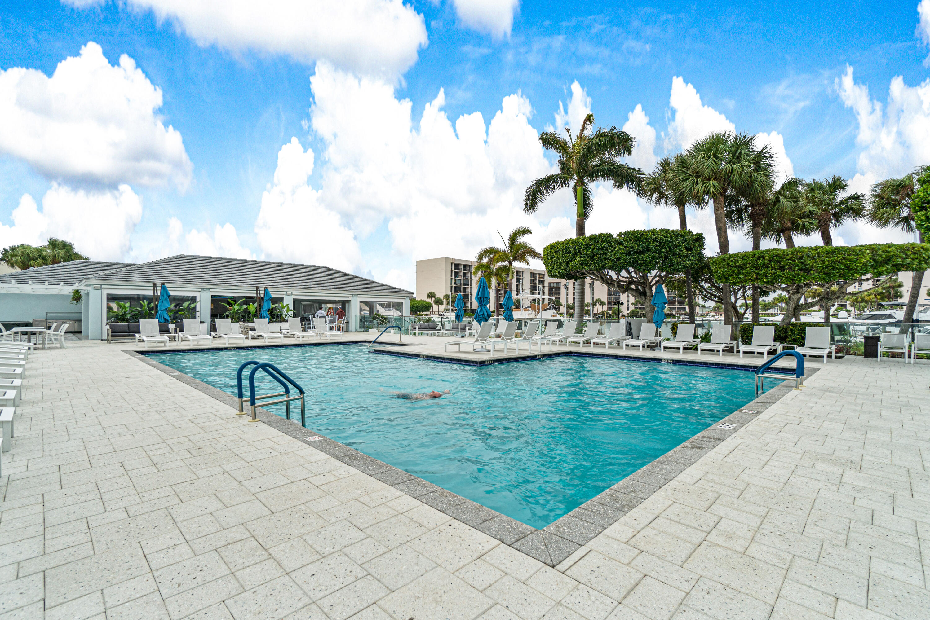 2697 N Ocean Boulevard 5070