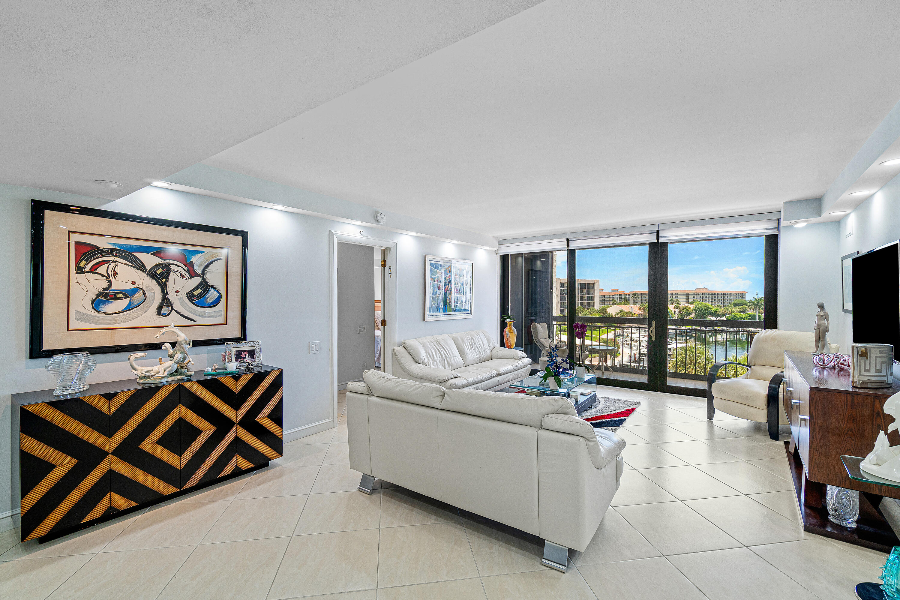 2697 N Ocean Boulevard 5070