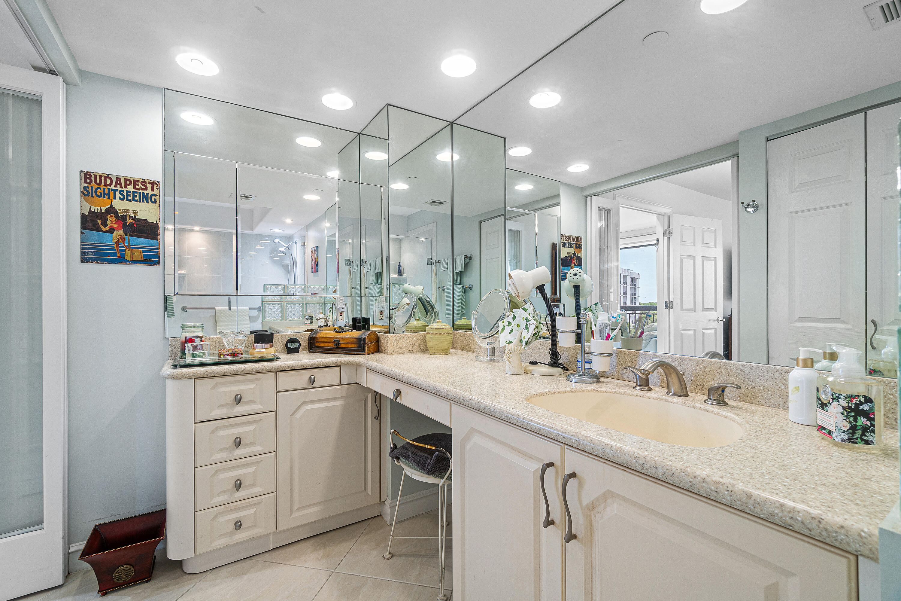 2697 N Ocean Boulevard 5070