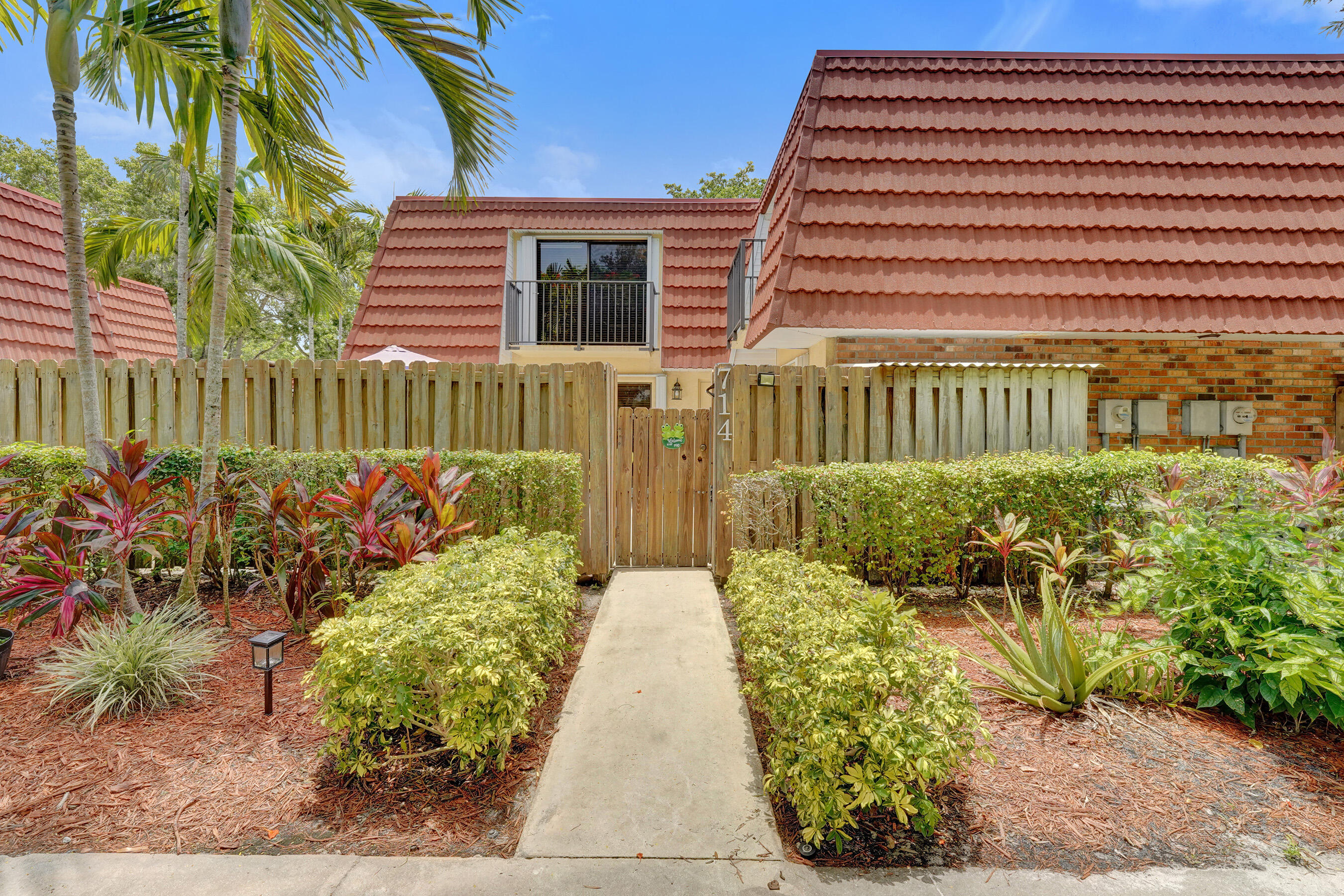 714 NW 98TH Circle