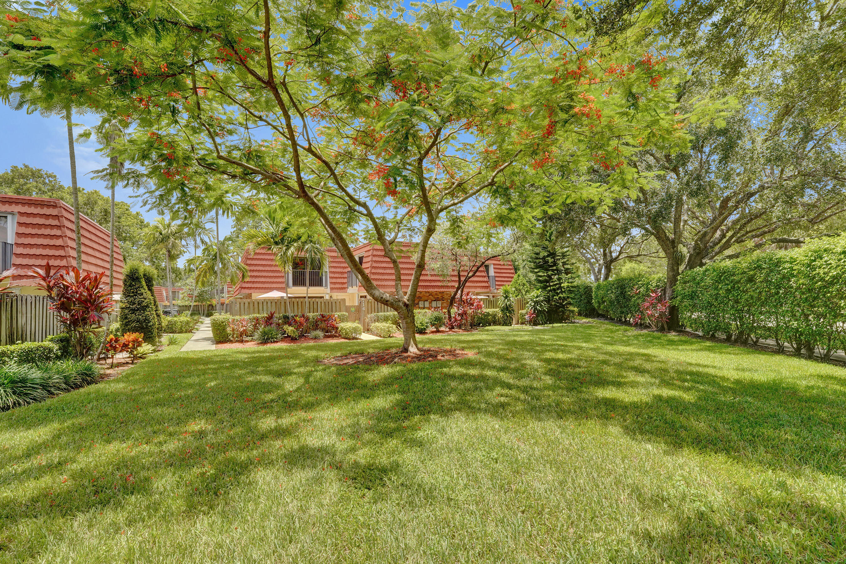 714 NW 98TH Circle