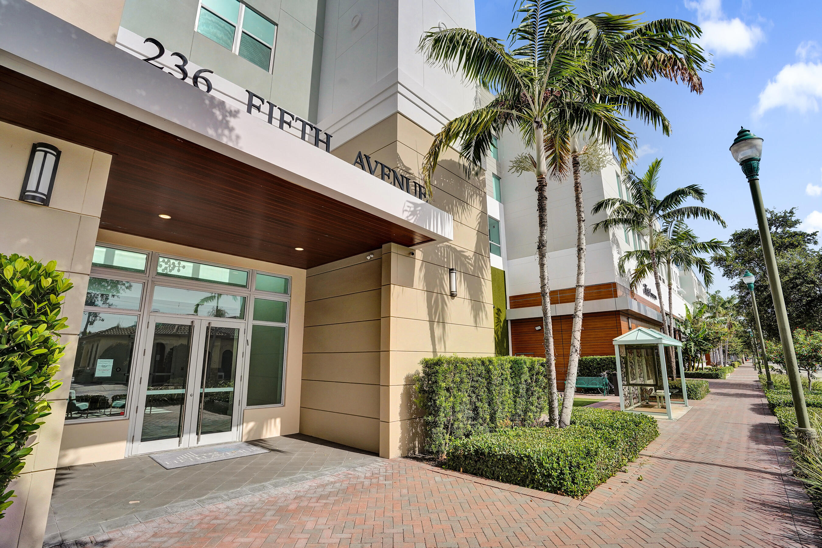 236 SE 5th Avenue 312