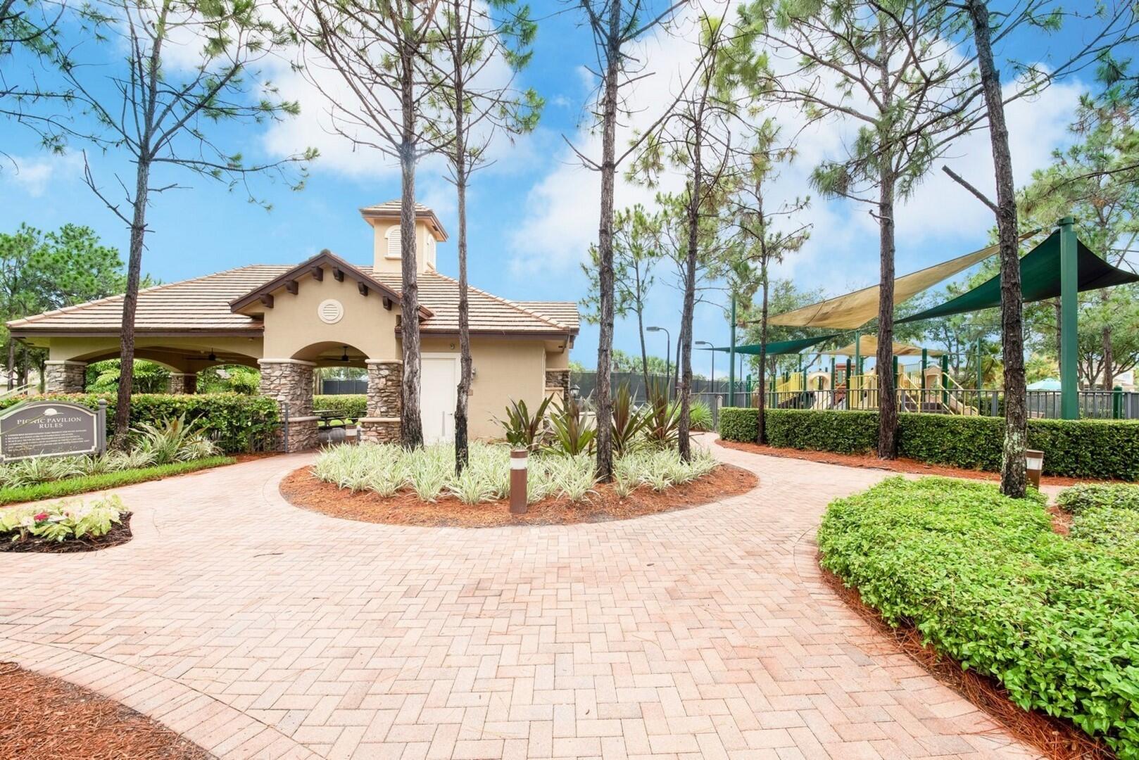 8895 CHESTNUT RIDGE Way