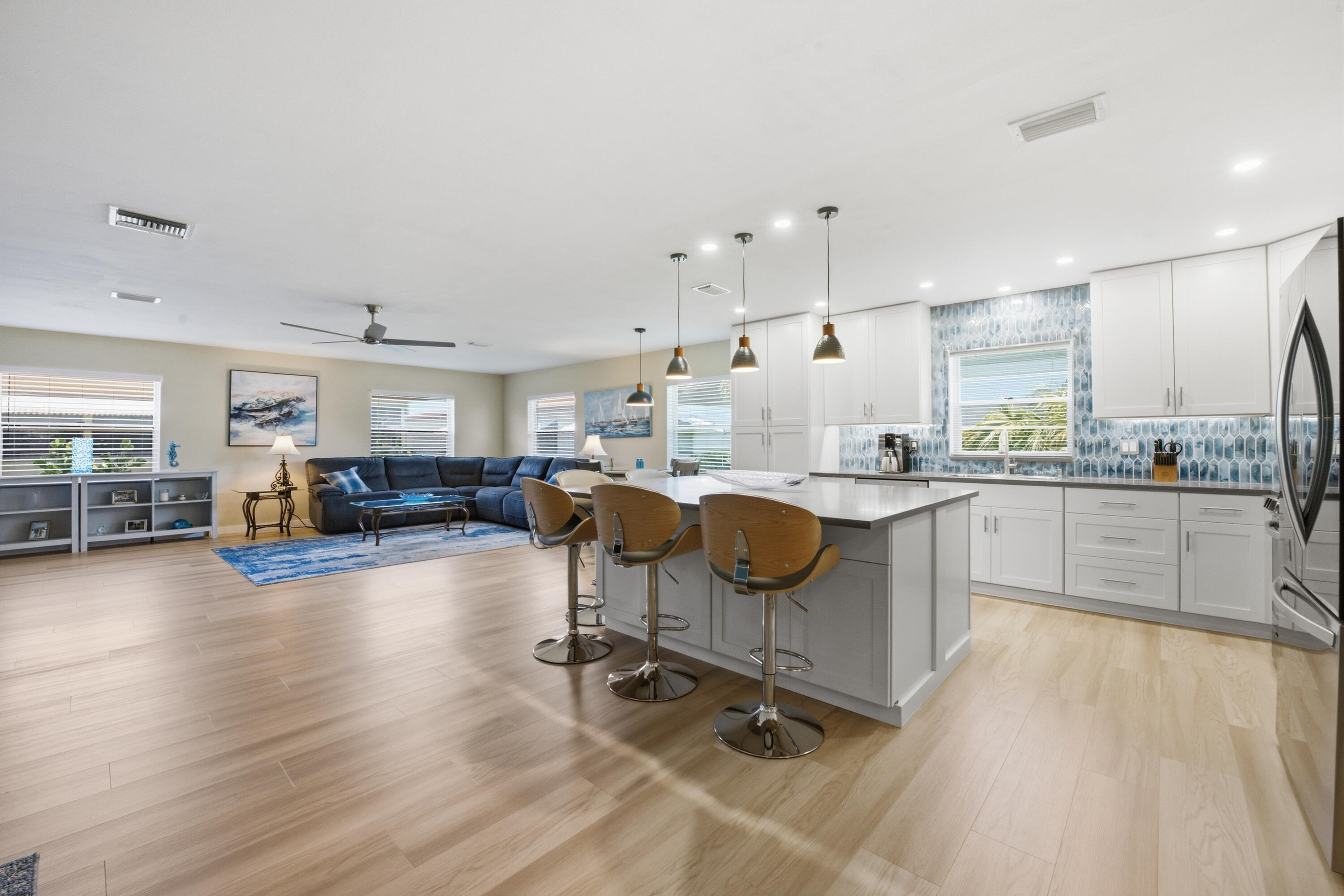 6125 Stanley Lane