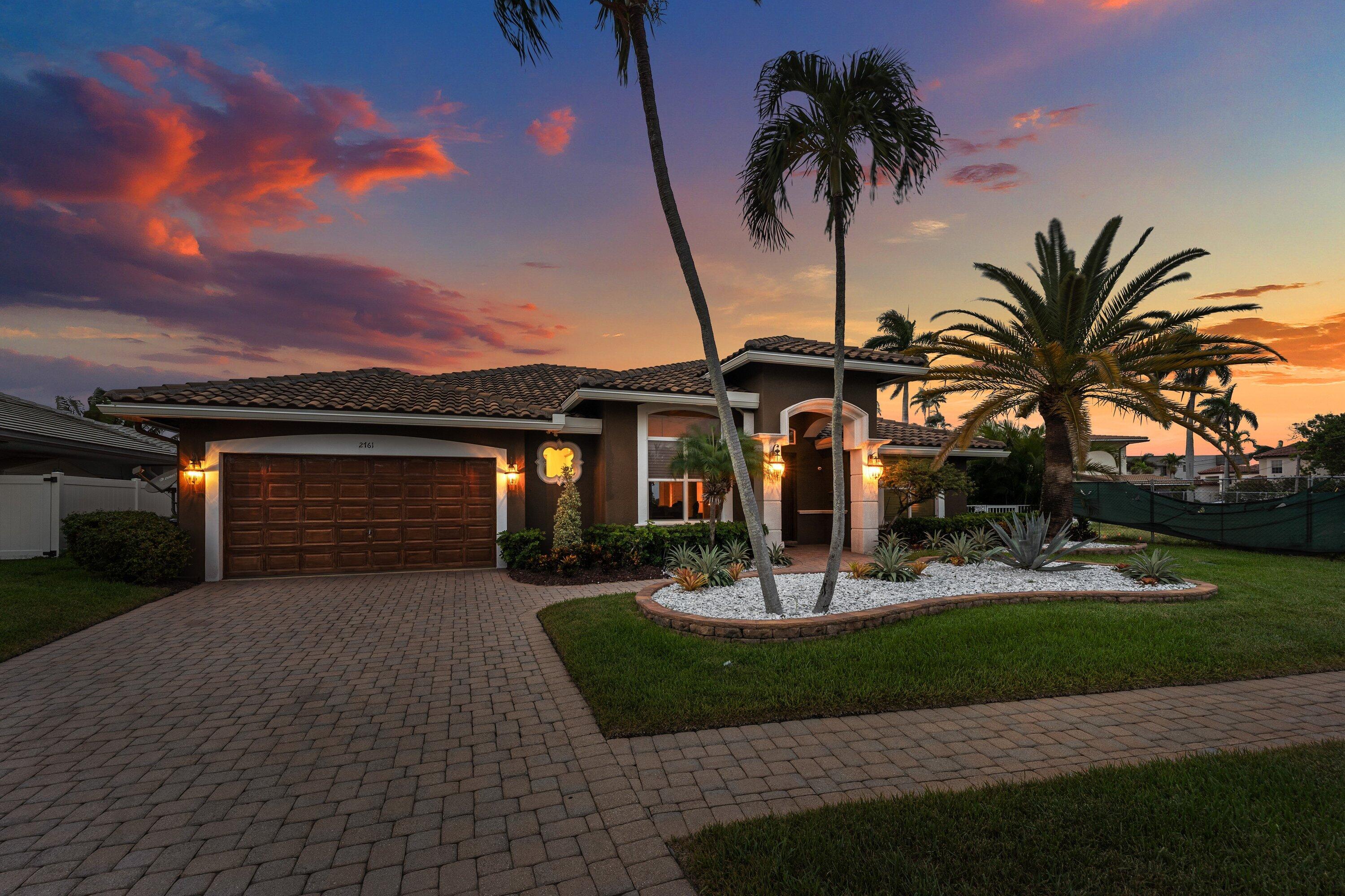 2761 NE 48TH Court