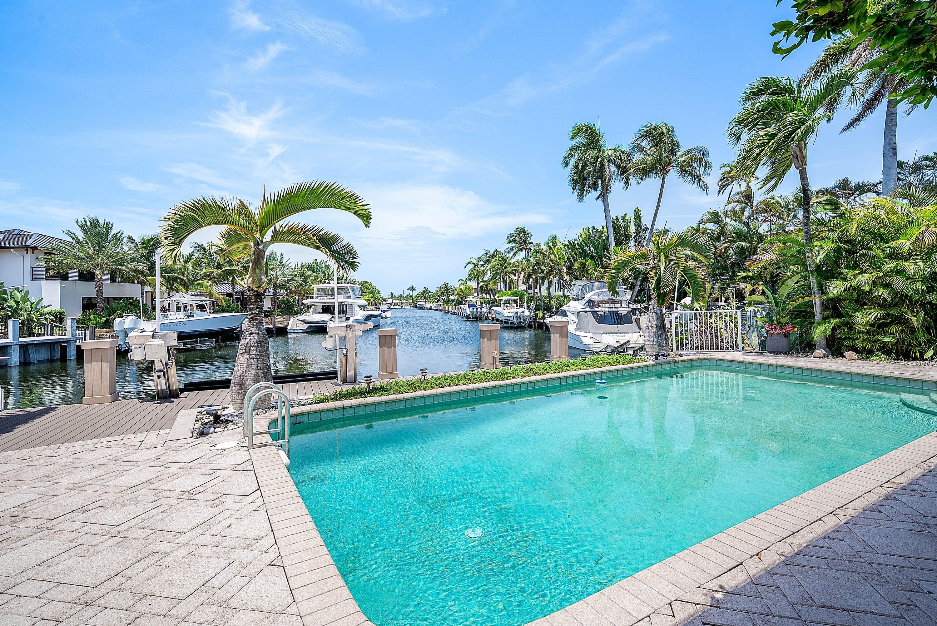 2761 NE 48TH Court