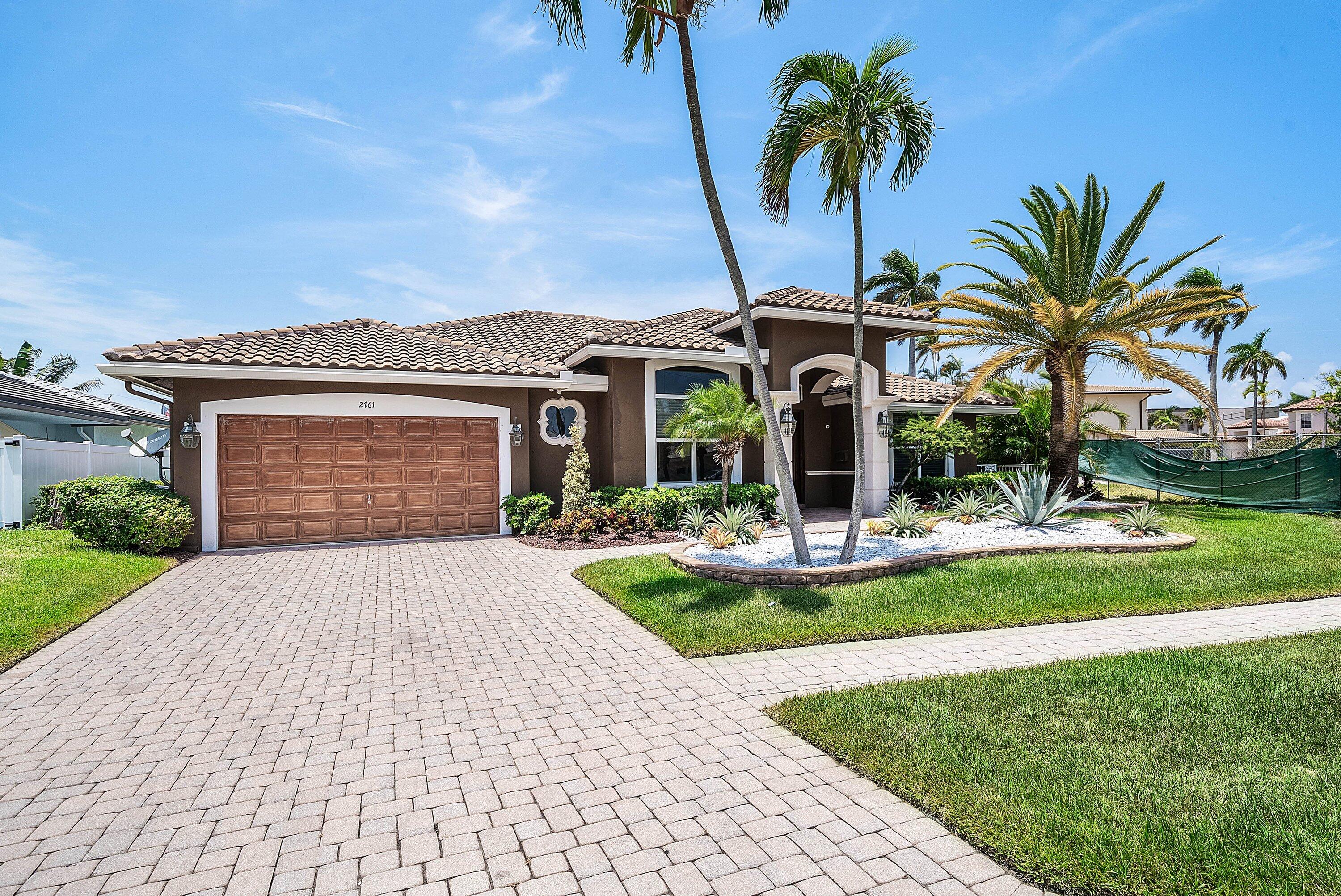 2761 NE 48TH Court