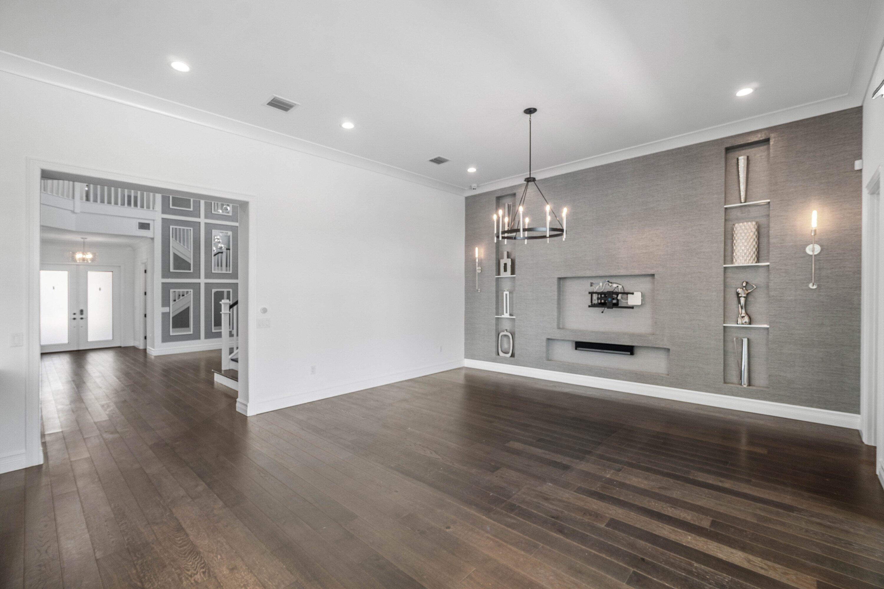 9747 Vitrail Lane