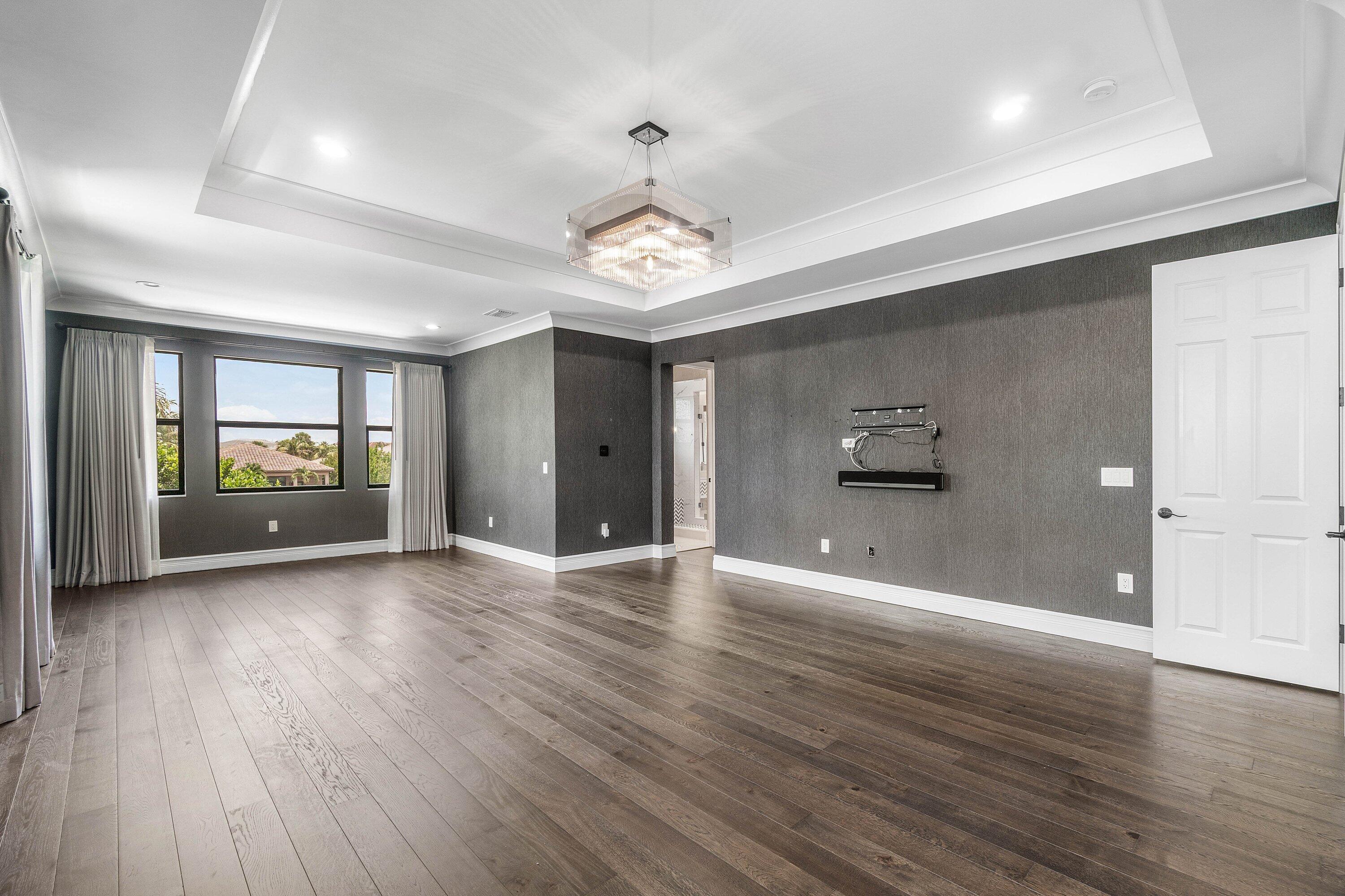9747 Vitrail Lane