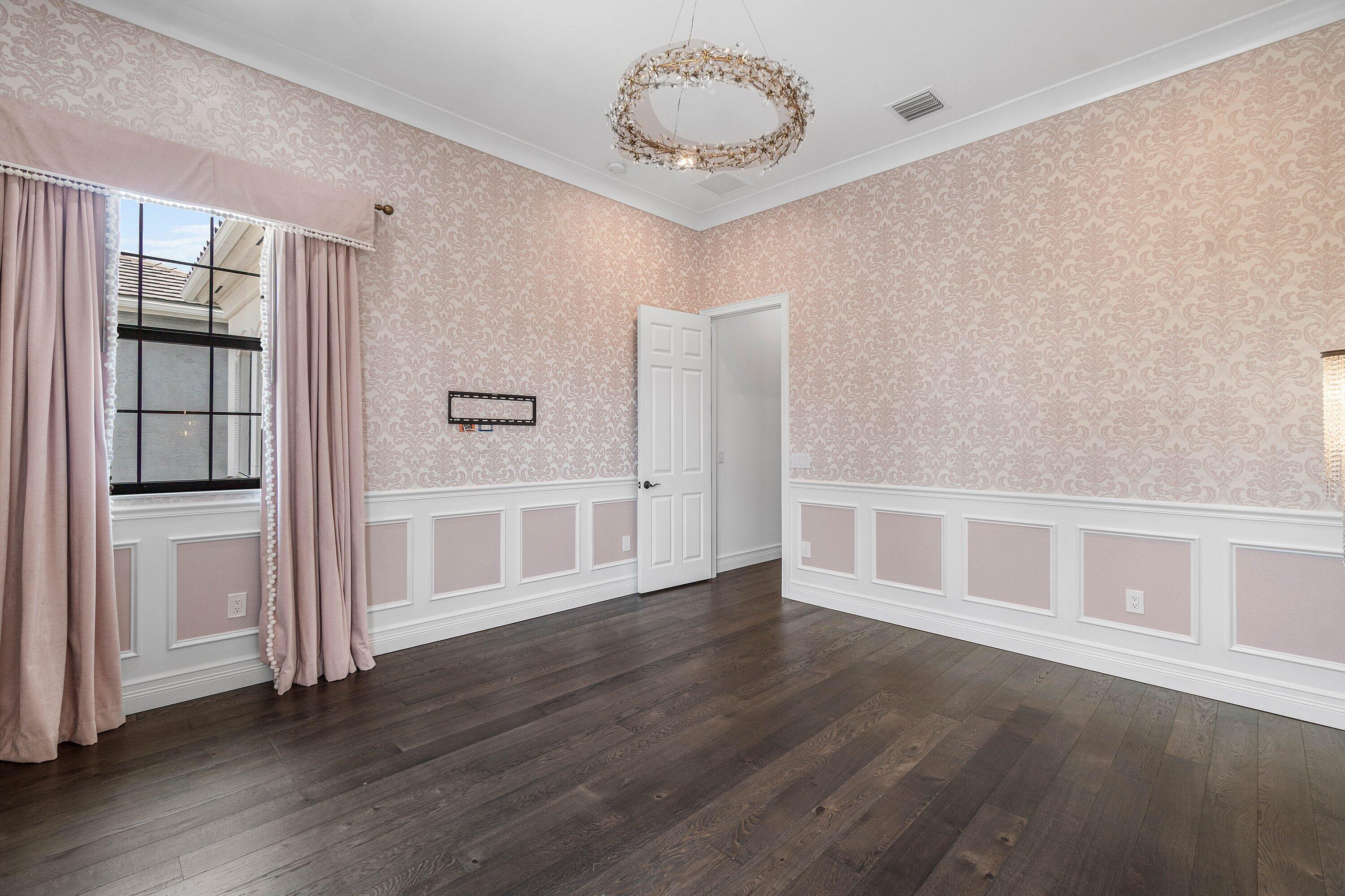 9747 Vitrail Lane