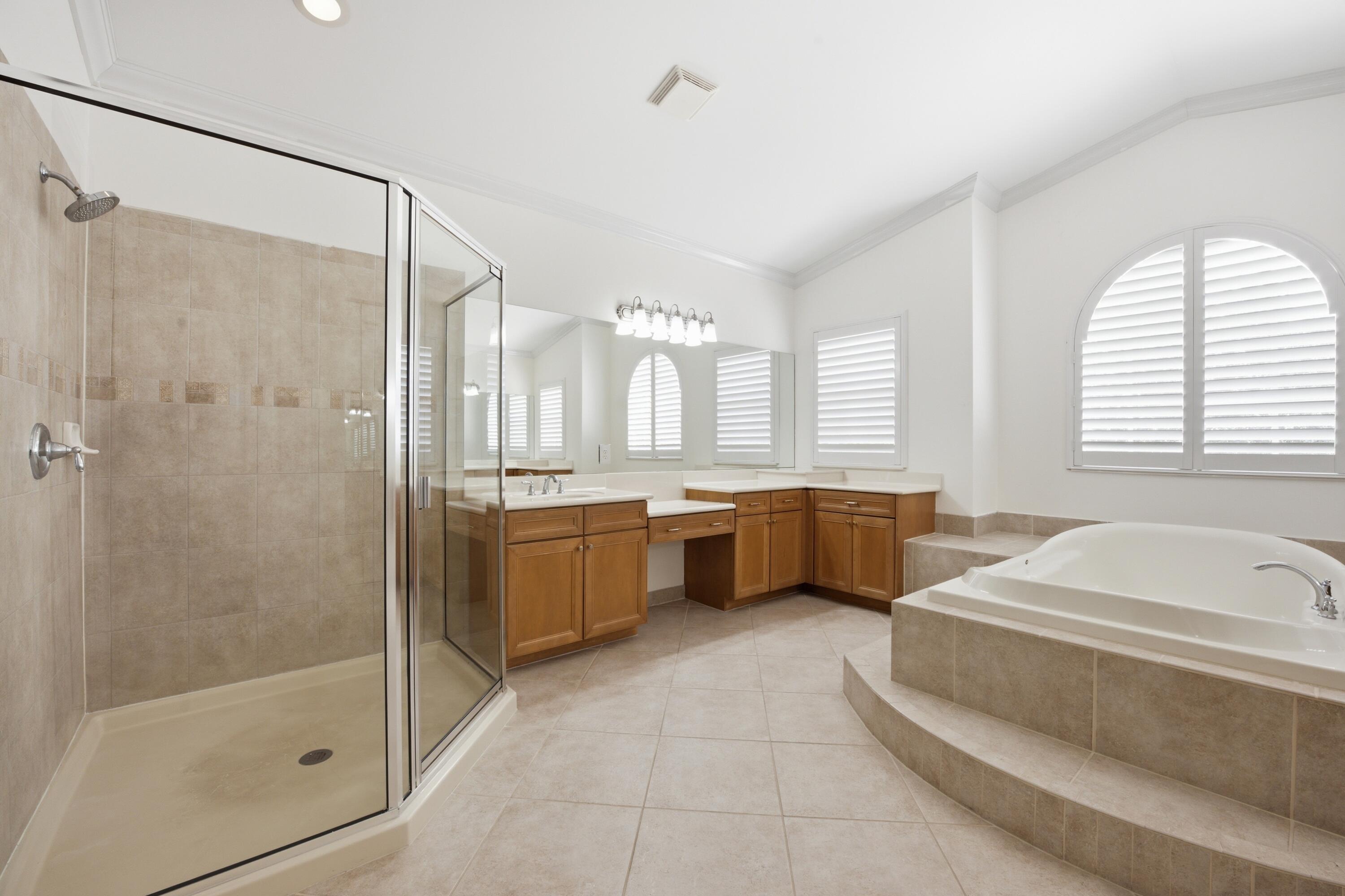 11113 Brandywine Lake Way