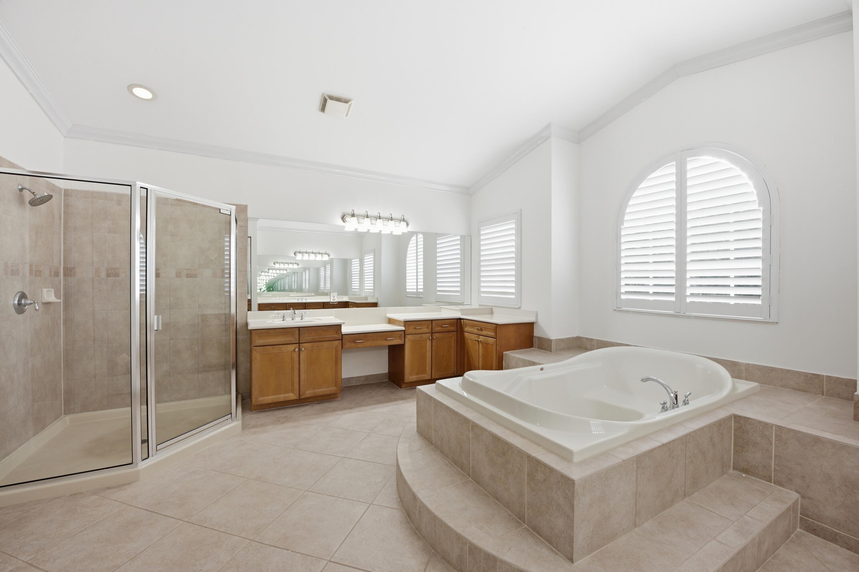 11113 Brandywine Lake Way