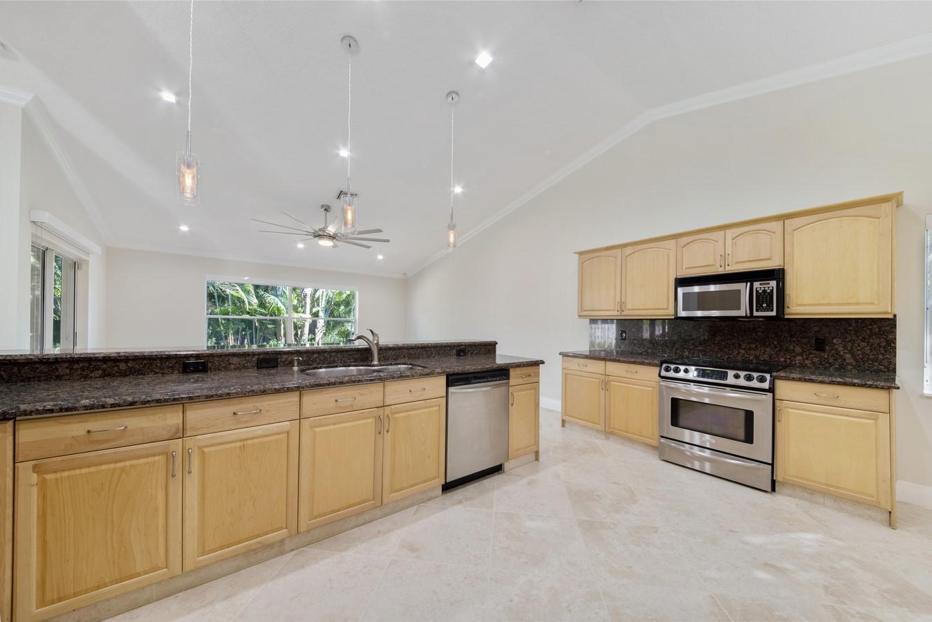 8892 JASPERS Drive