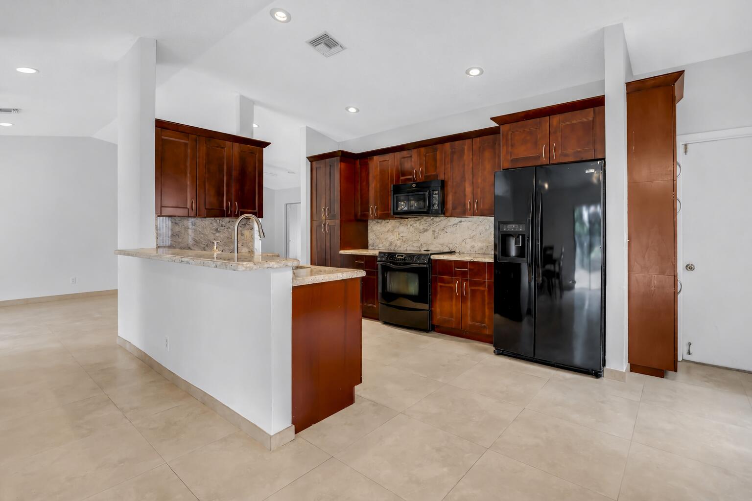1541 SW 102nd Terrace
