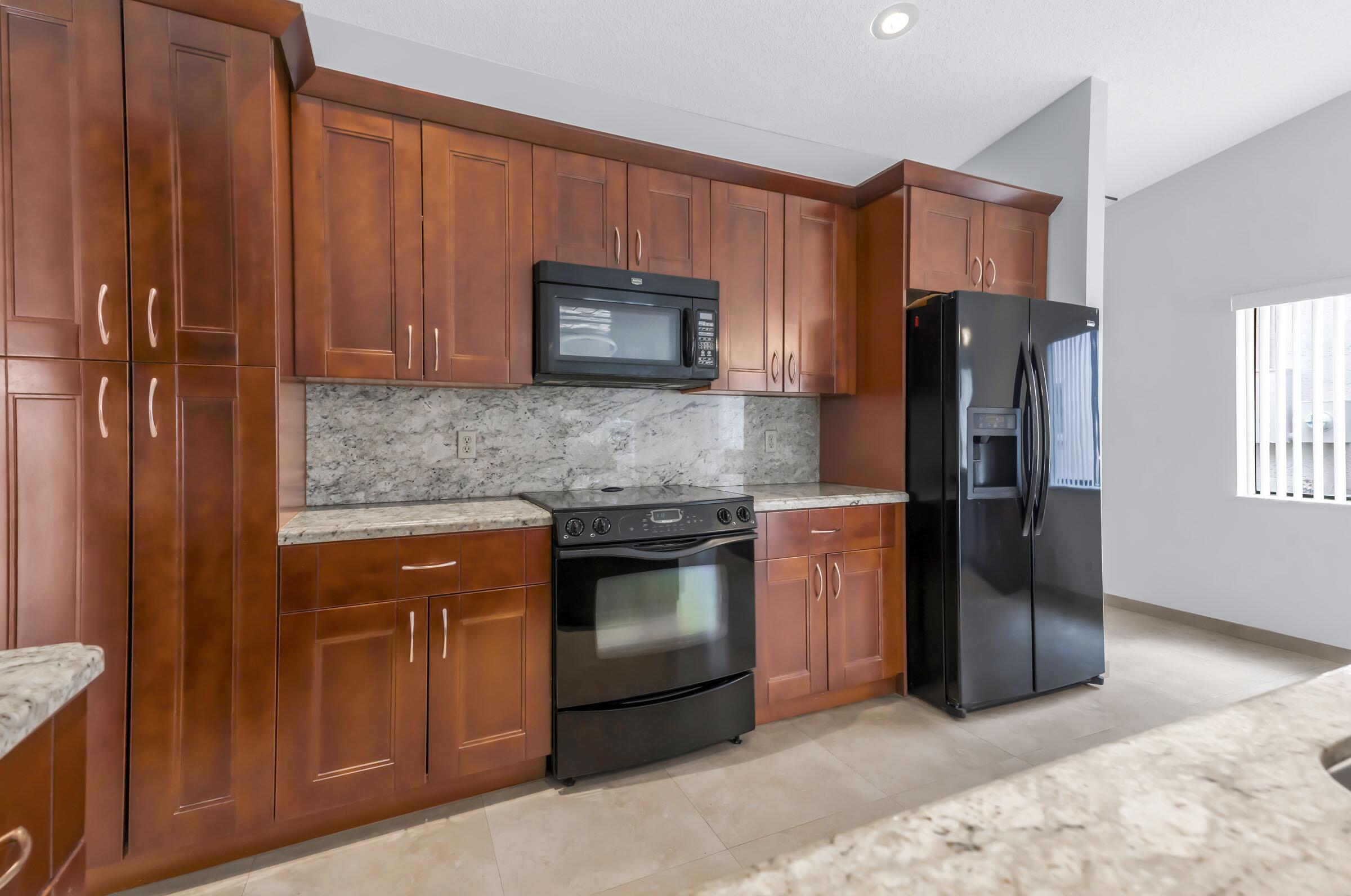 1541 SW 102nd Terrace