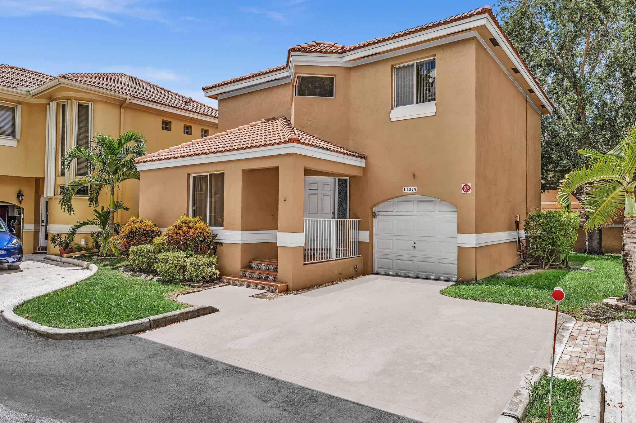 11379 Lakeview Drive
