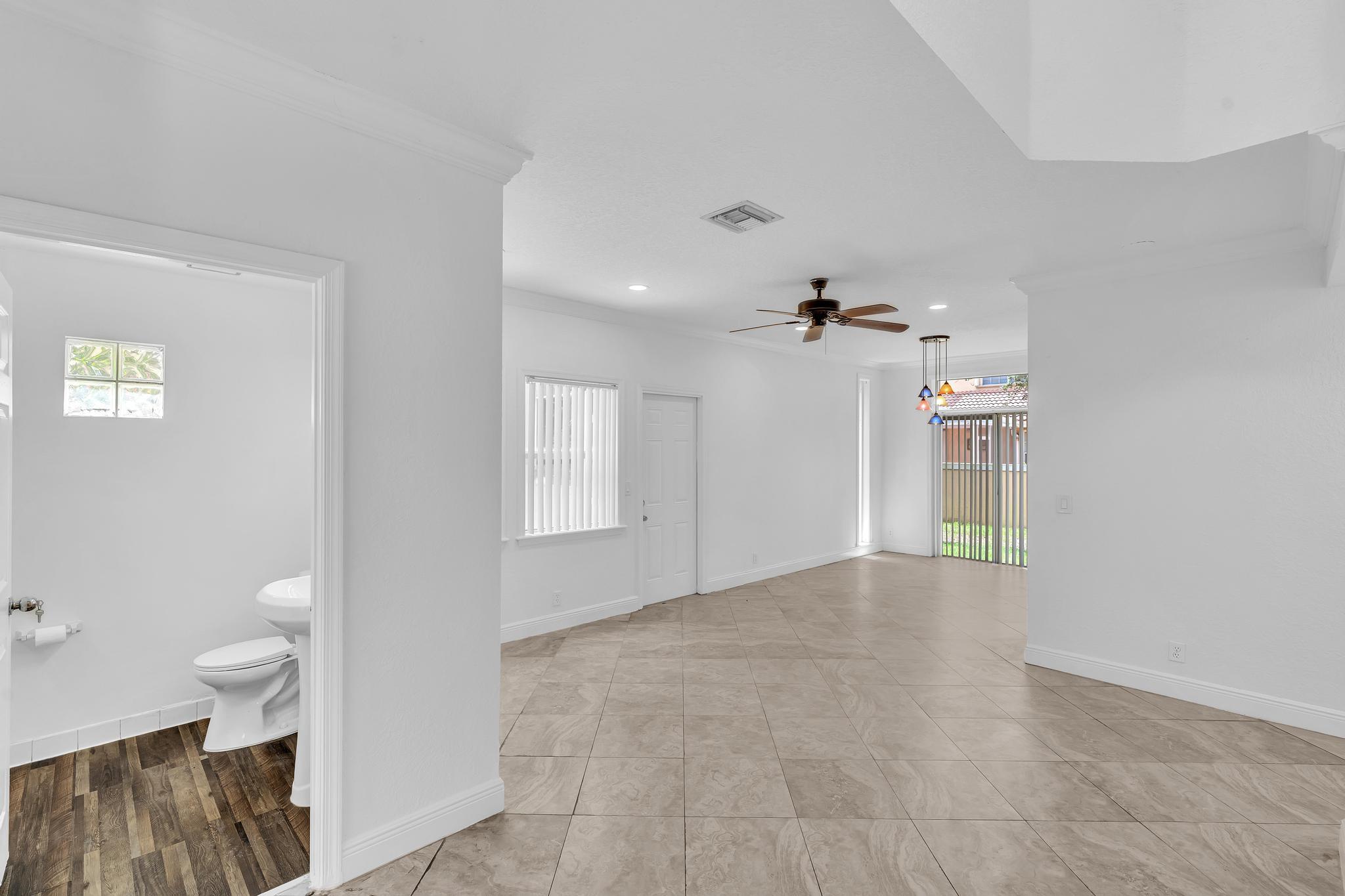 11379 Lakeview Drive