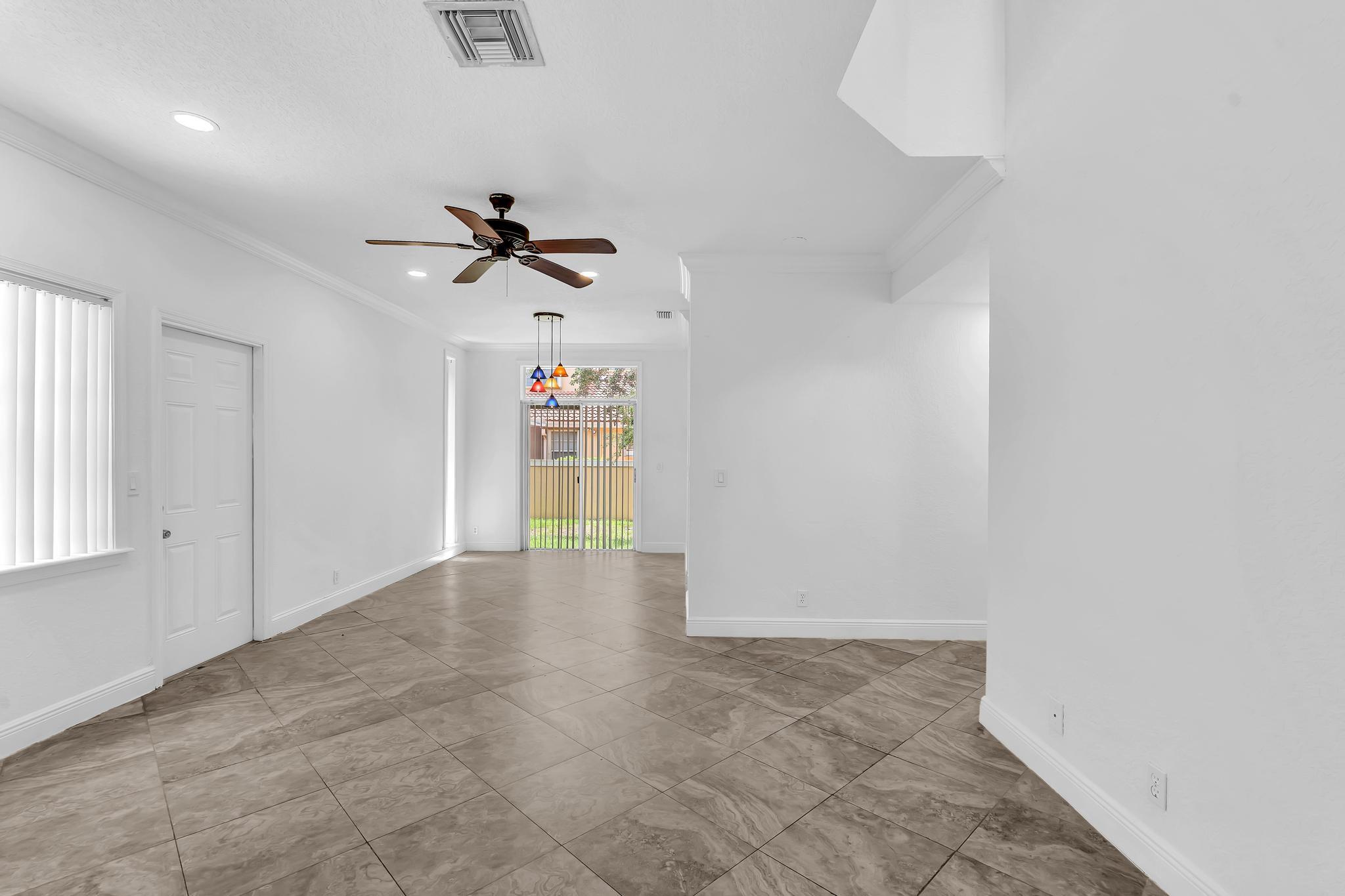 11379 Lakeview Drive