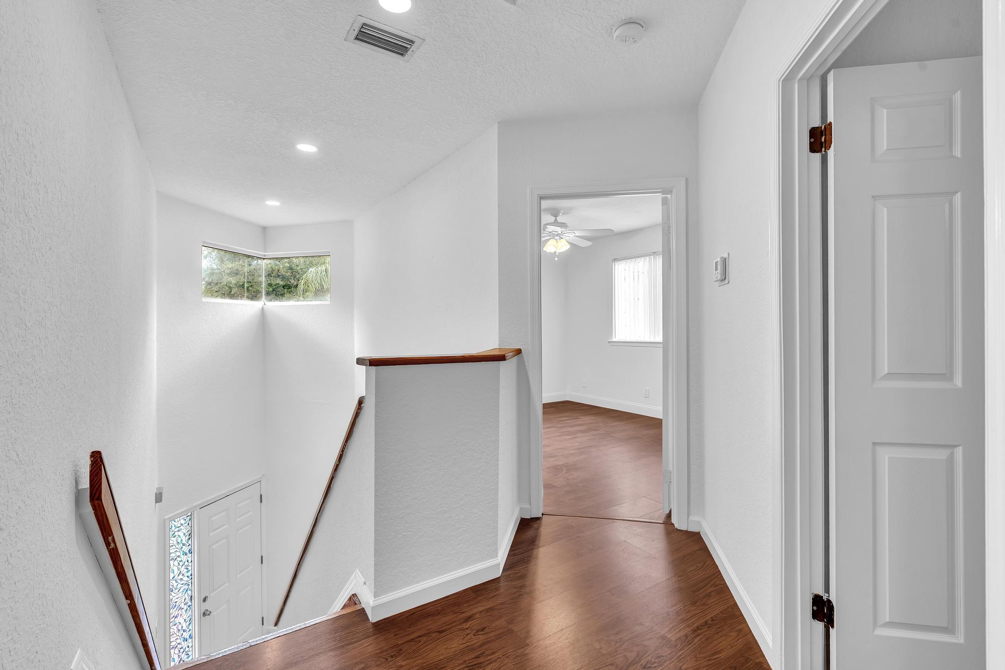 11379 Lakeview Drive