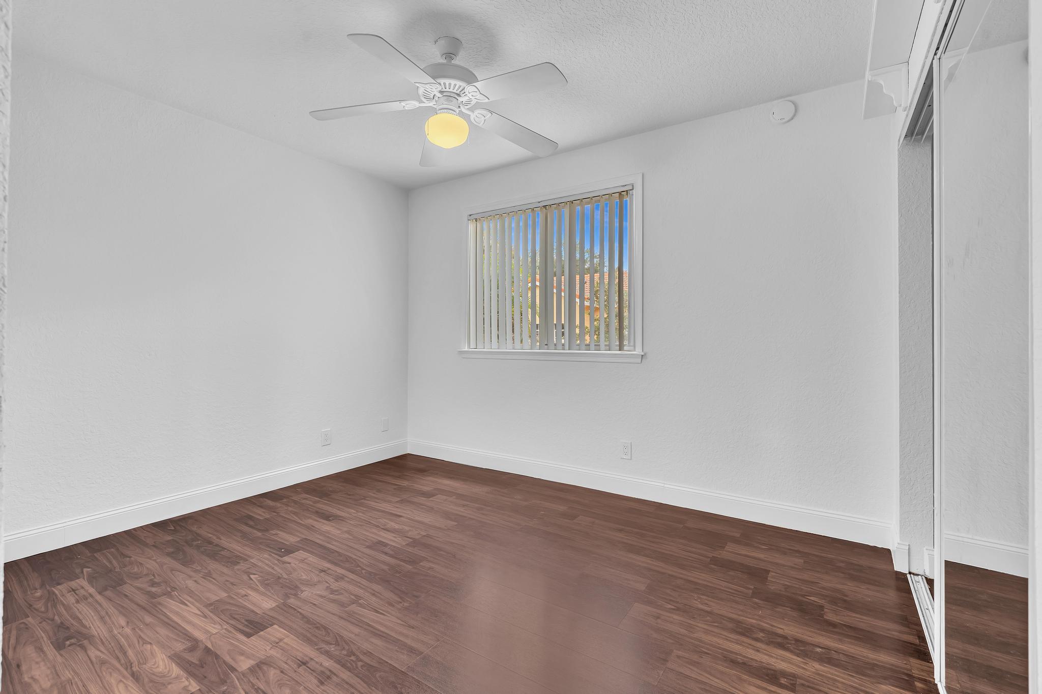 11379 Lakeview Drive