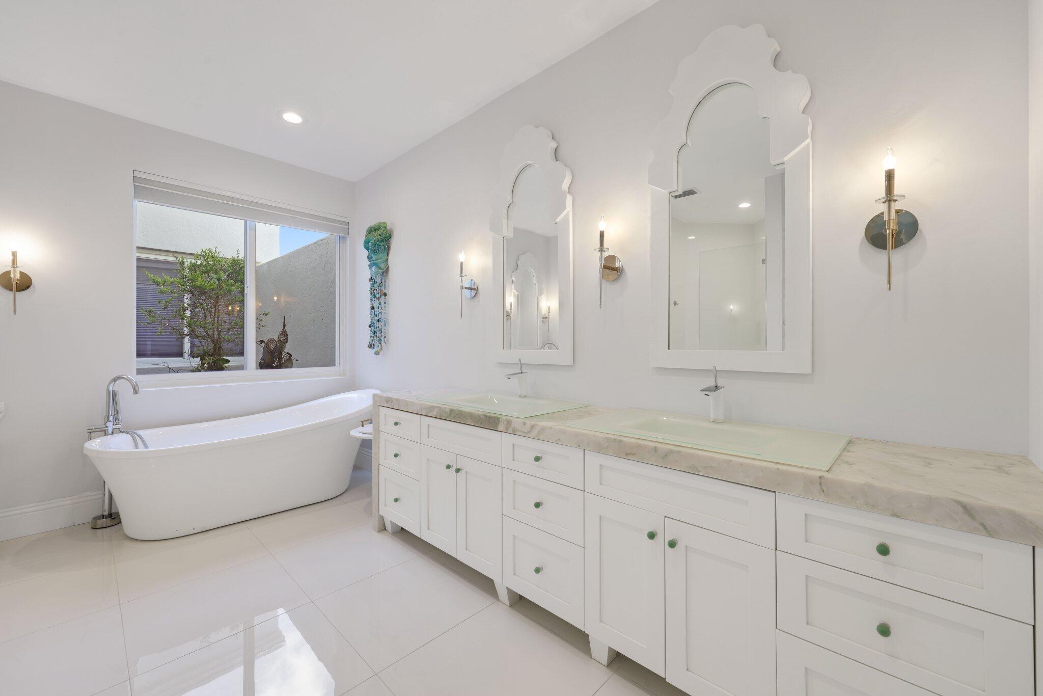 2466 NW 61ST DIAGONAL Road