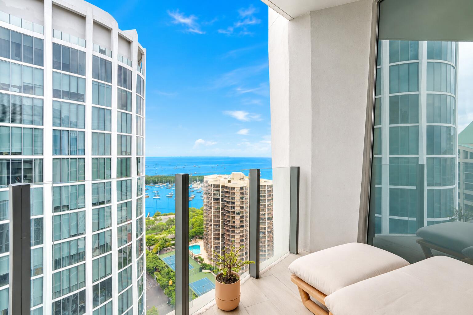 2831 S Bayshore Drive 2204