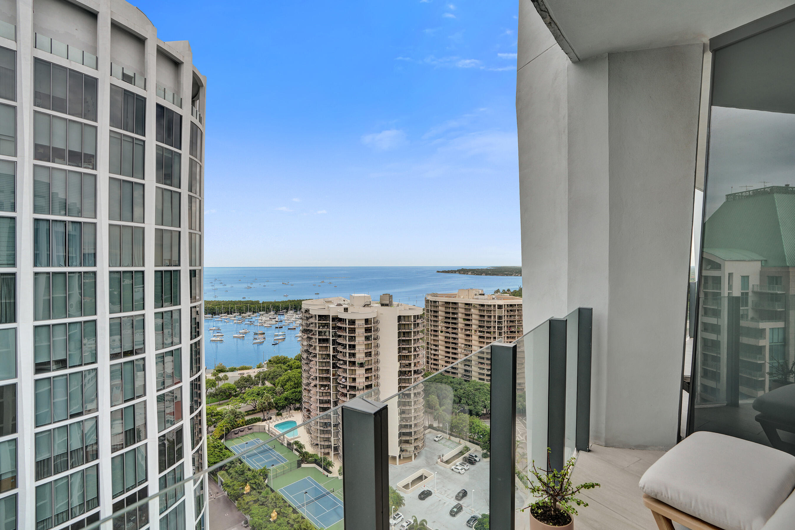 2831 S Bayshore Drive 2204