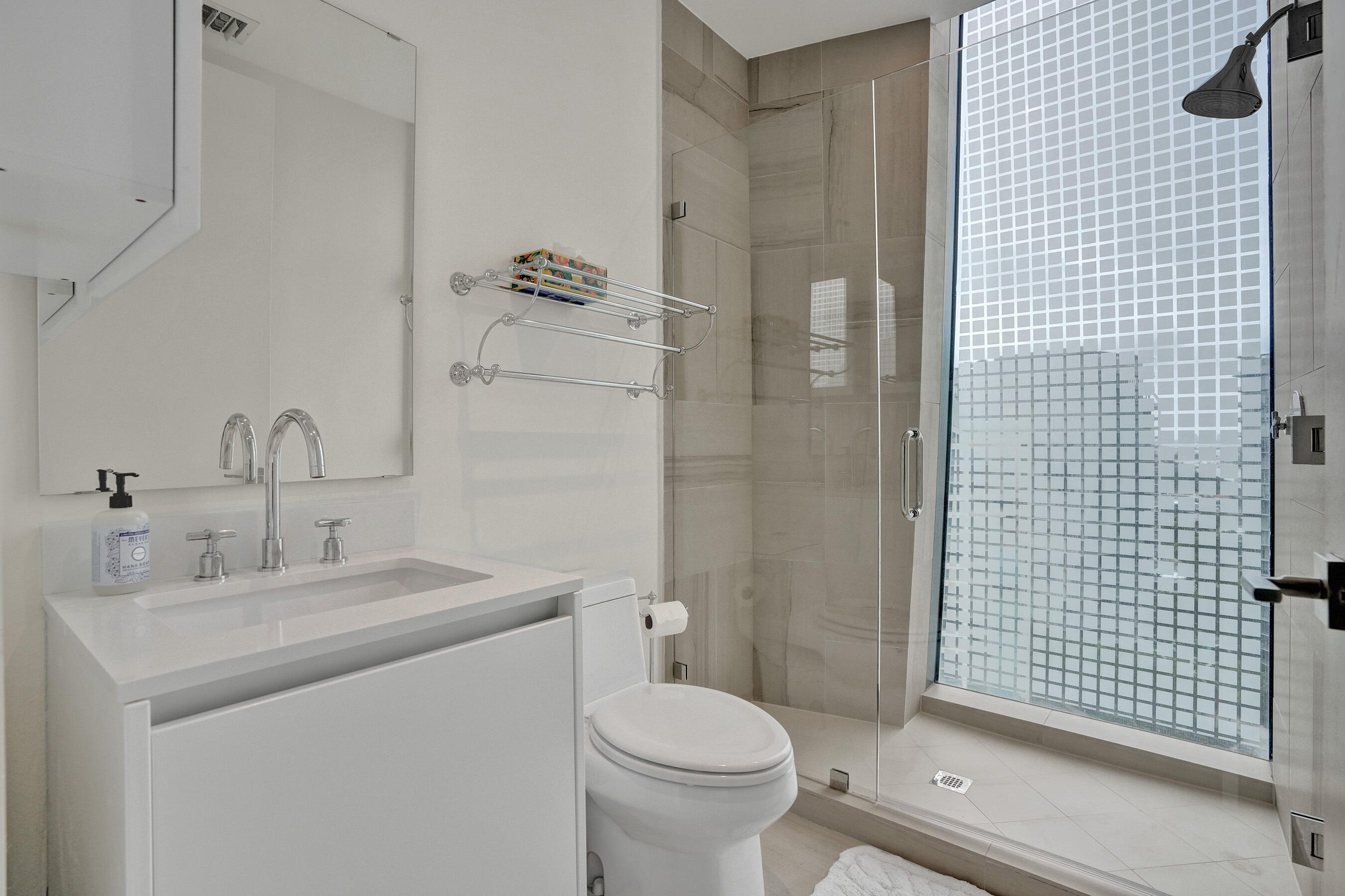 2831 S Bayshore Drive 2204