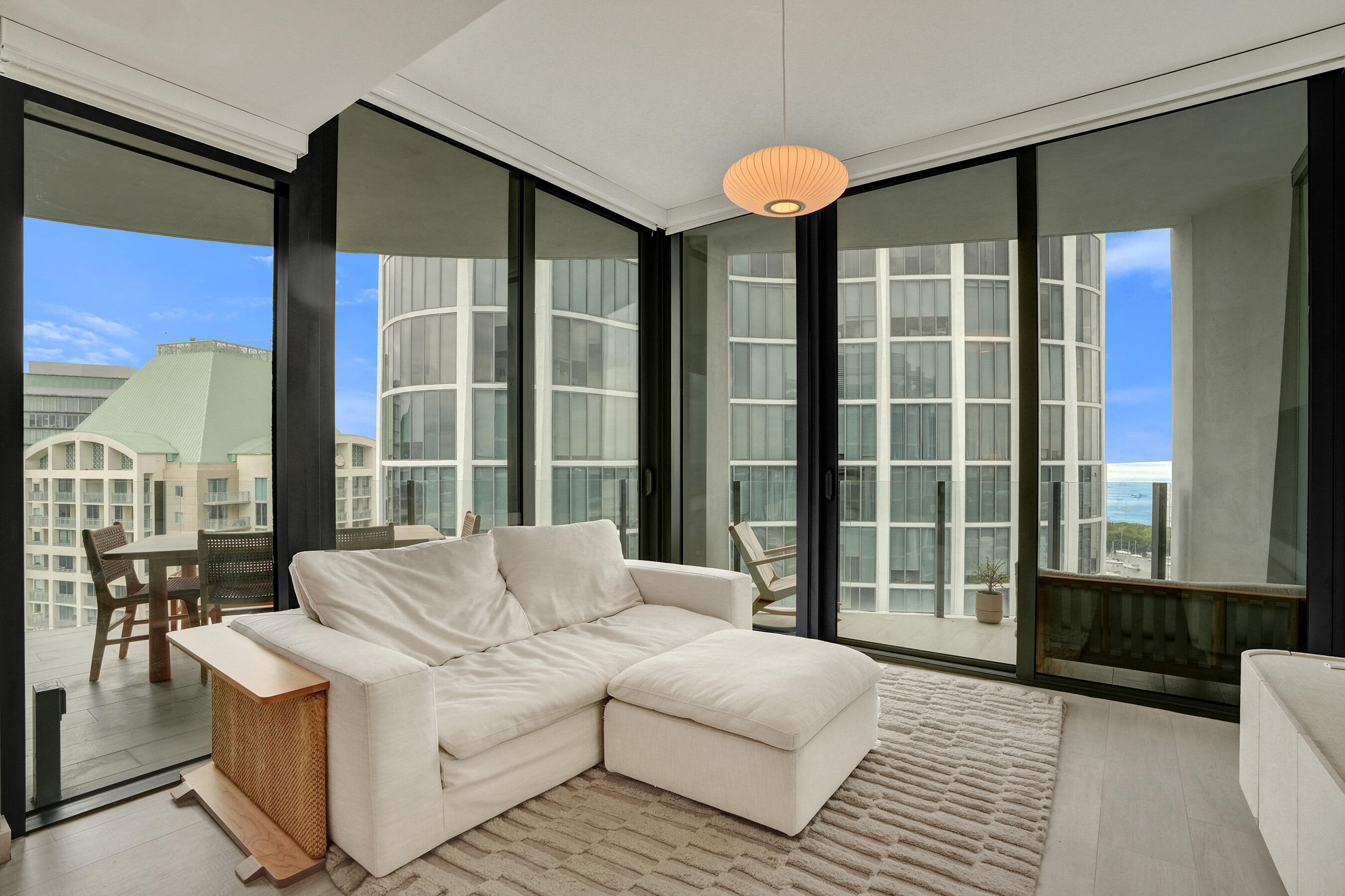 2831 S Bayshore Drive 2204