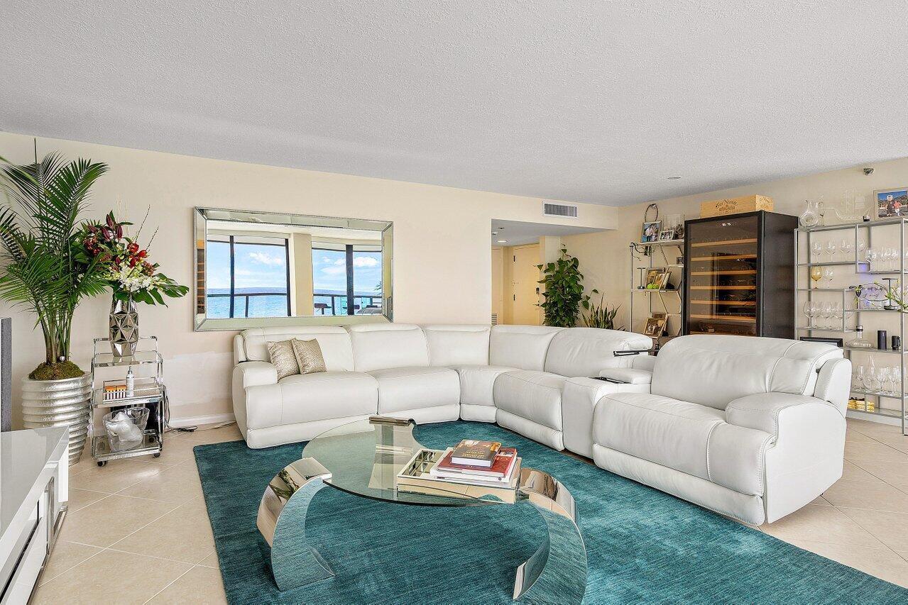 250 S Ocean Boulevard 10c