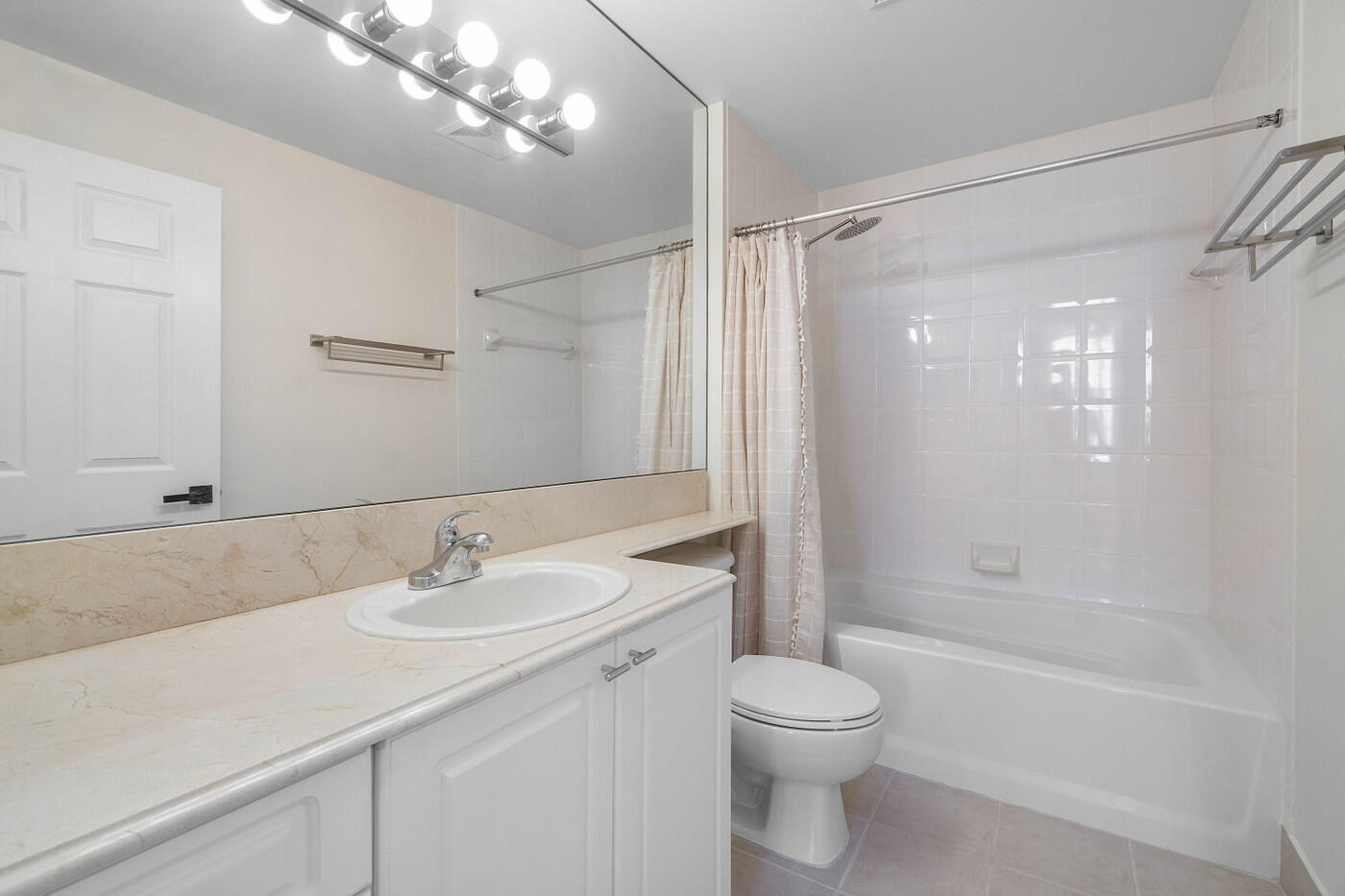 651 OKEECHOBEE Boulevard 1104
