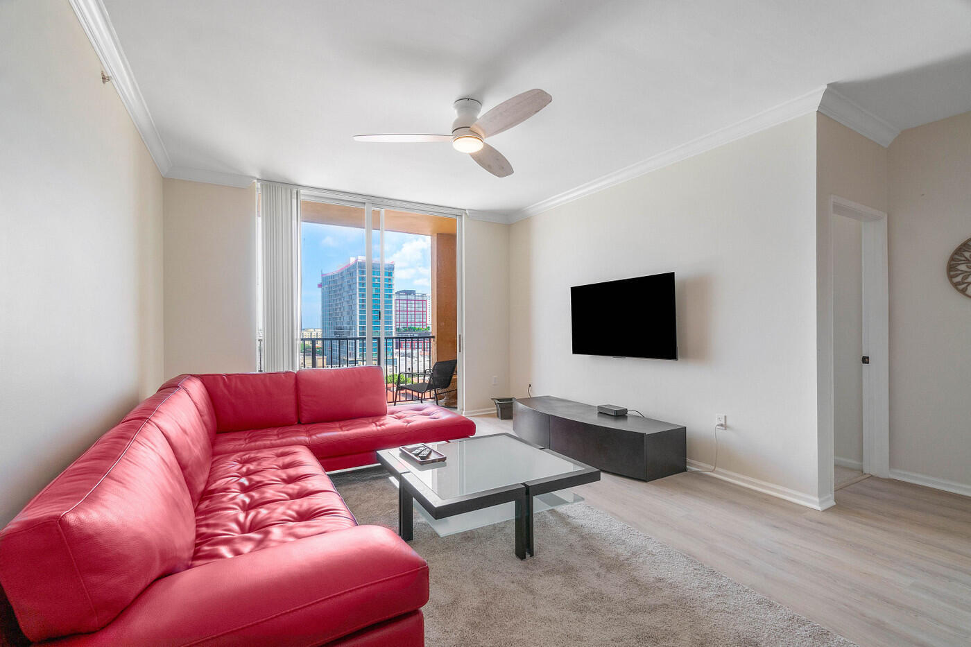 651 OKEECHOBEE Boulevard 1104