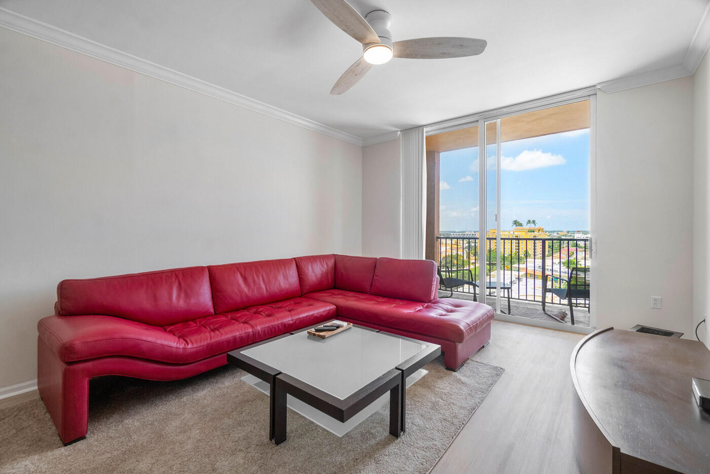 651 OKEECHOBEE Boulevard 1104