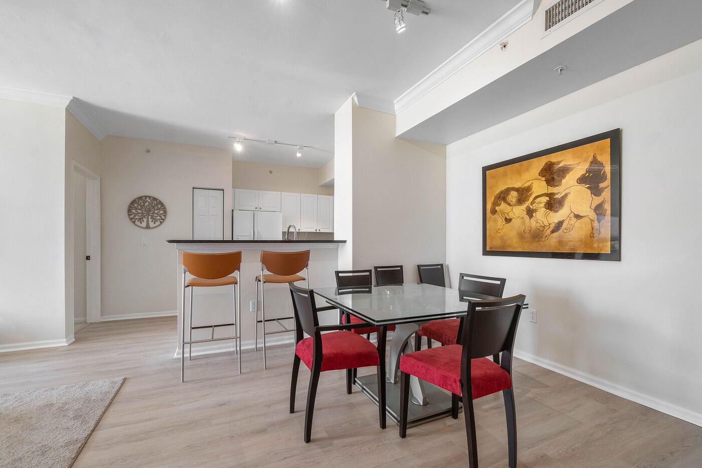 651 OKEECHOBEE Boulevard 1104