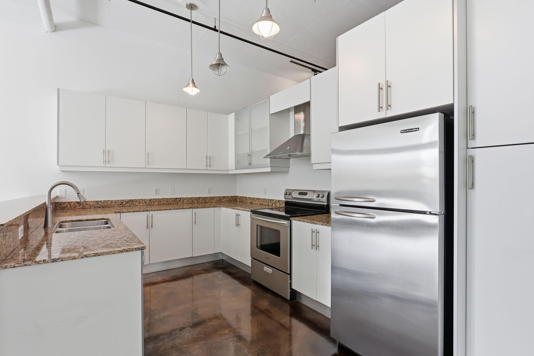 180 NE 4th Avenue 207