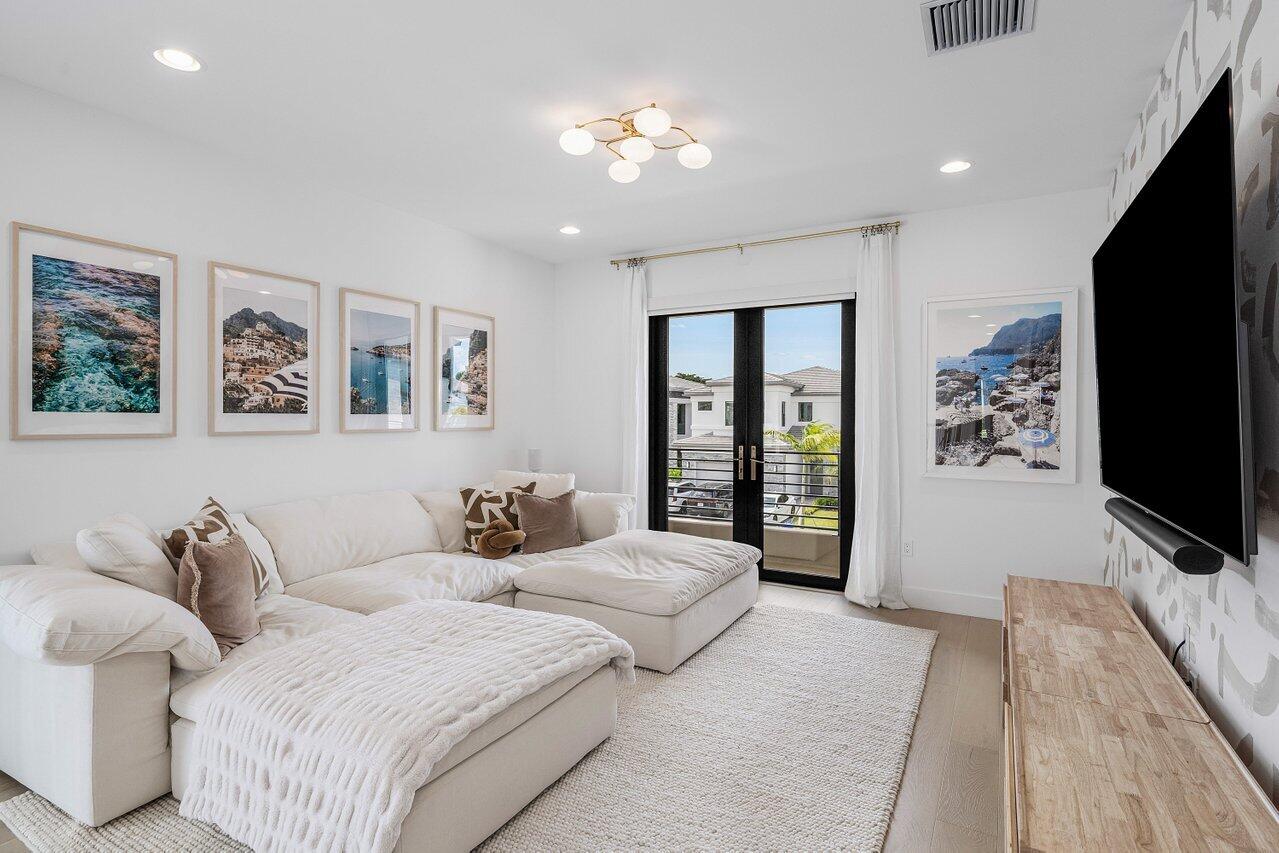 8323 Essex Country Clb Drive